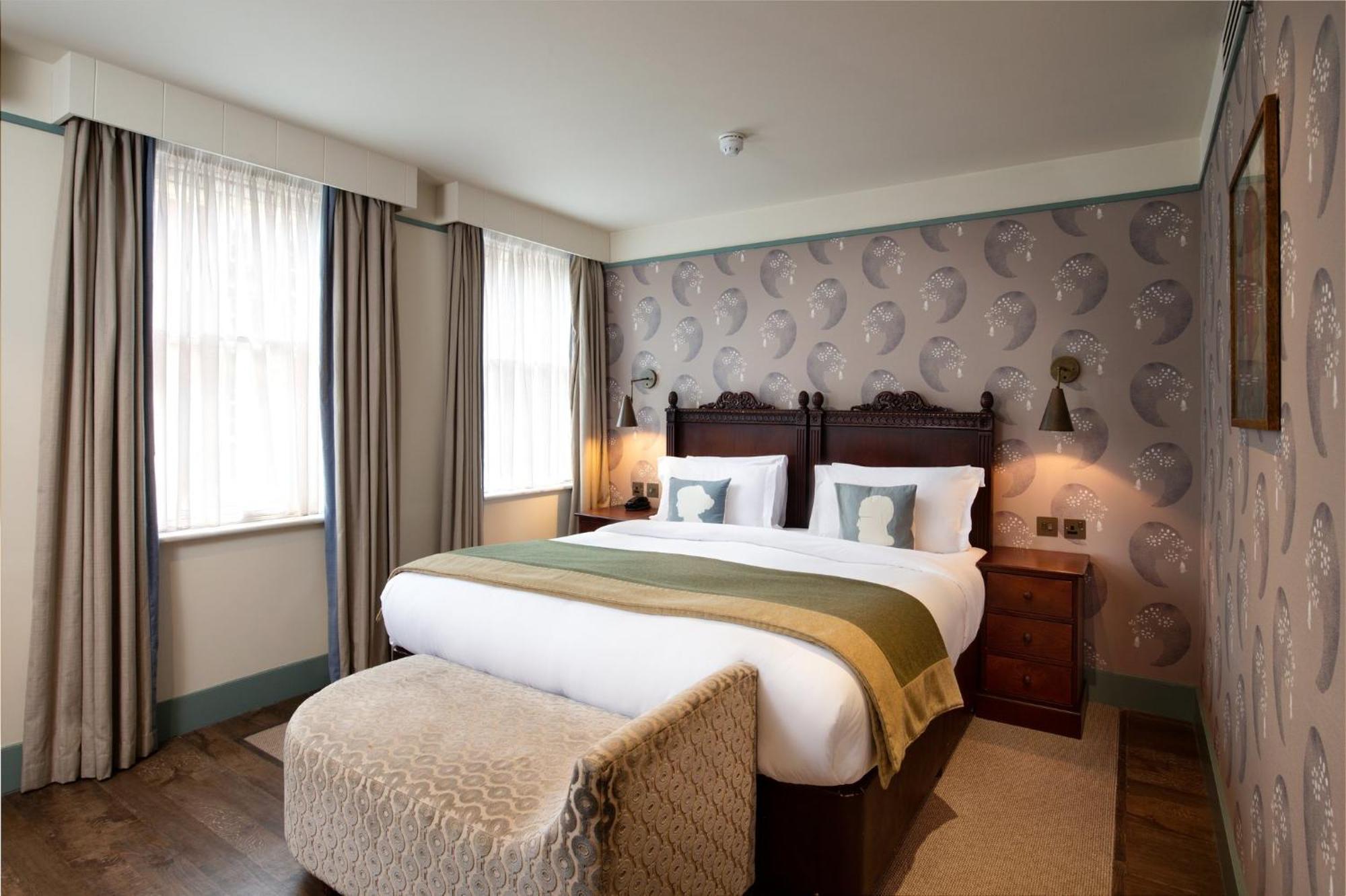 Bloomsbury Bedroom