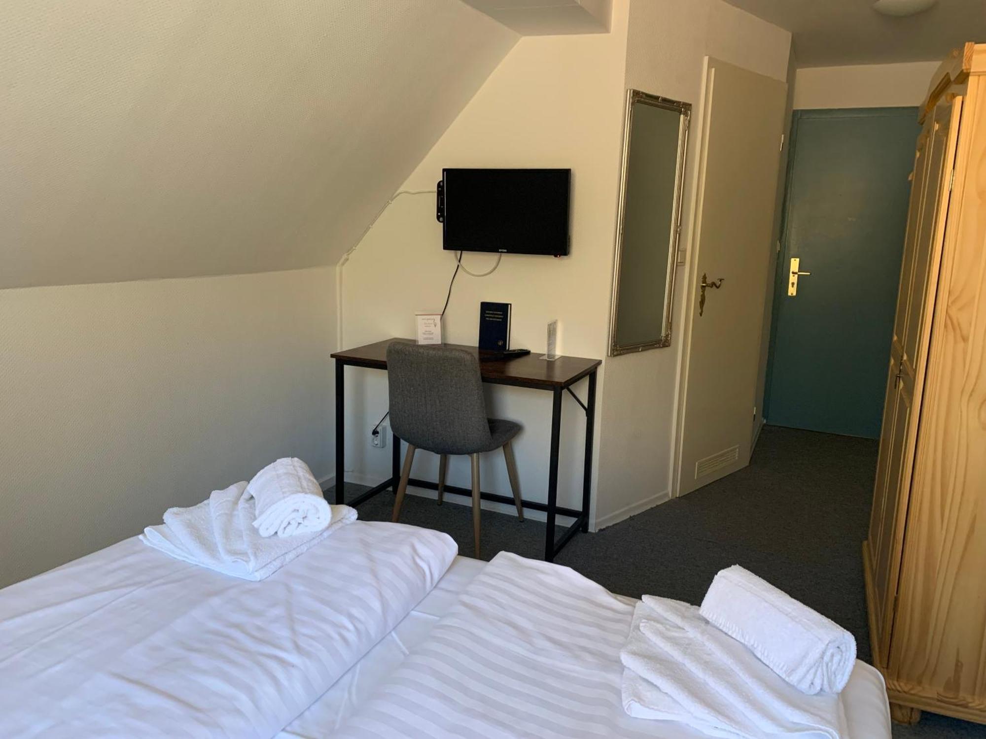 Small Double Room