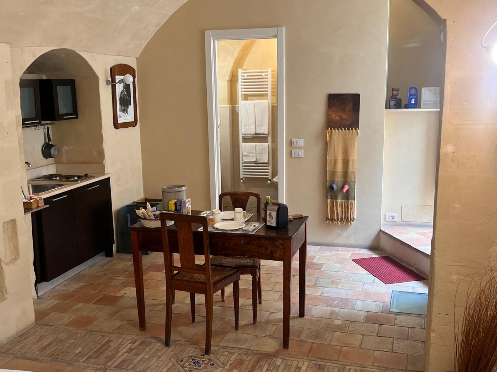 Junior Suite (2 Adults),1565537167:JPEG