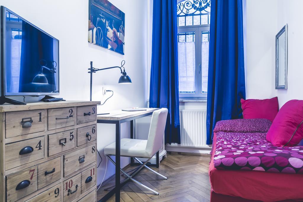 Camera Singola Standard con Bagno in Comune