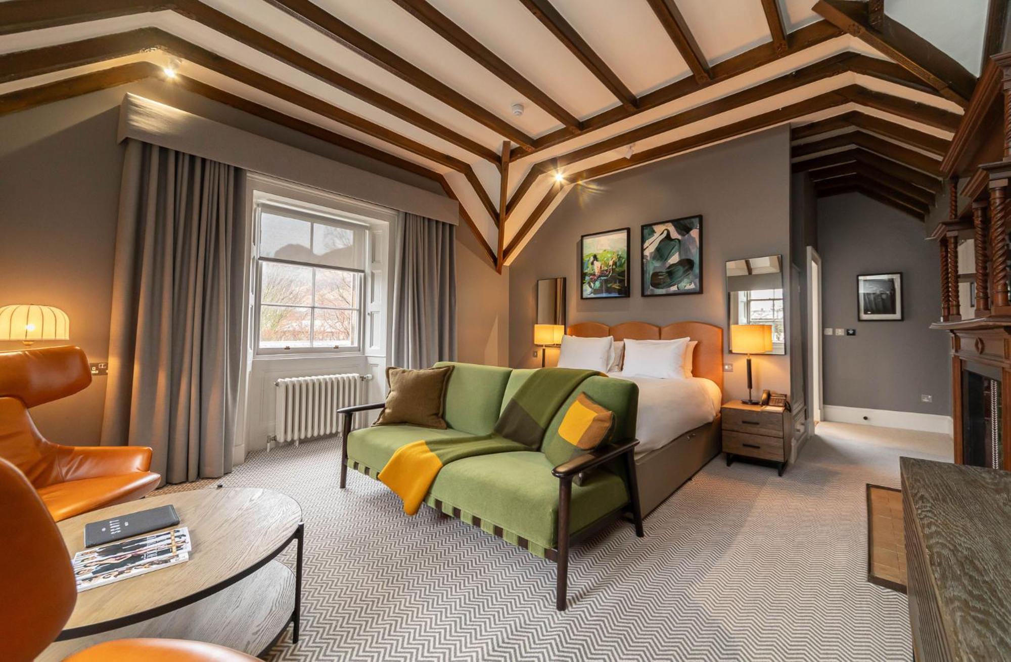 Signature Room