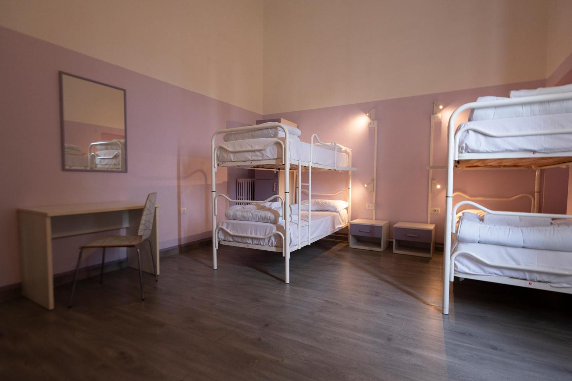 Bed 4-Bed Female Dormitory Room