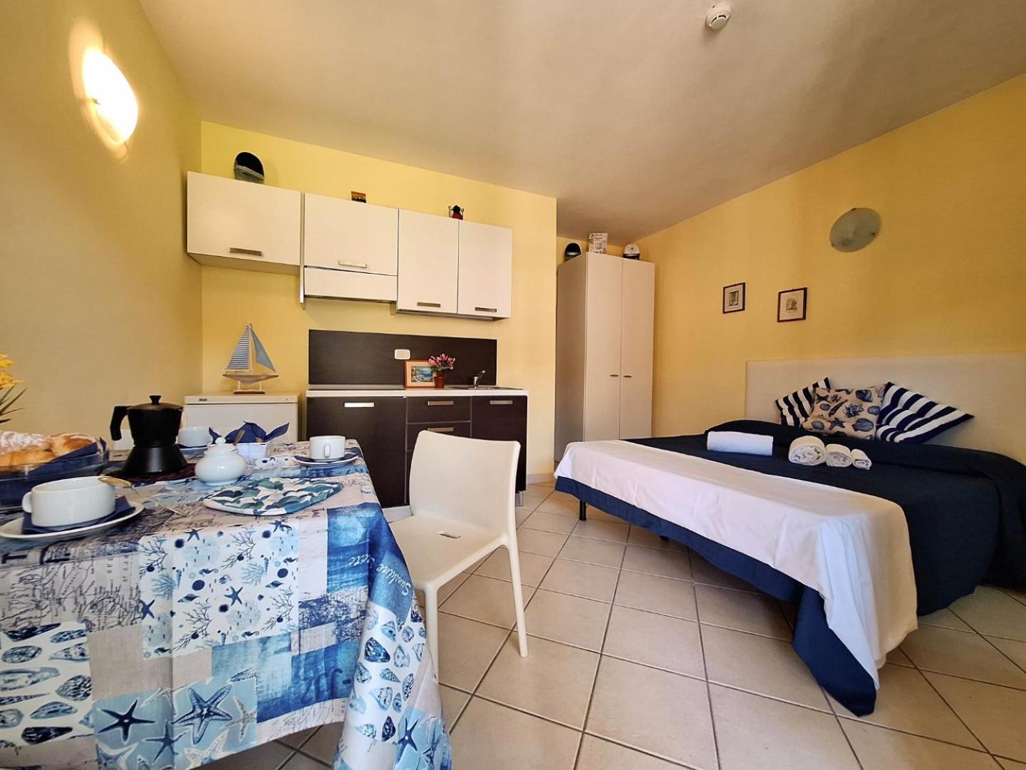 Studio with Garden View,1588624982:JPEG