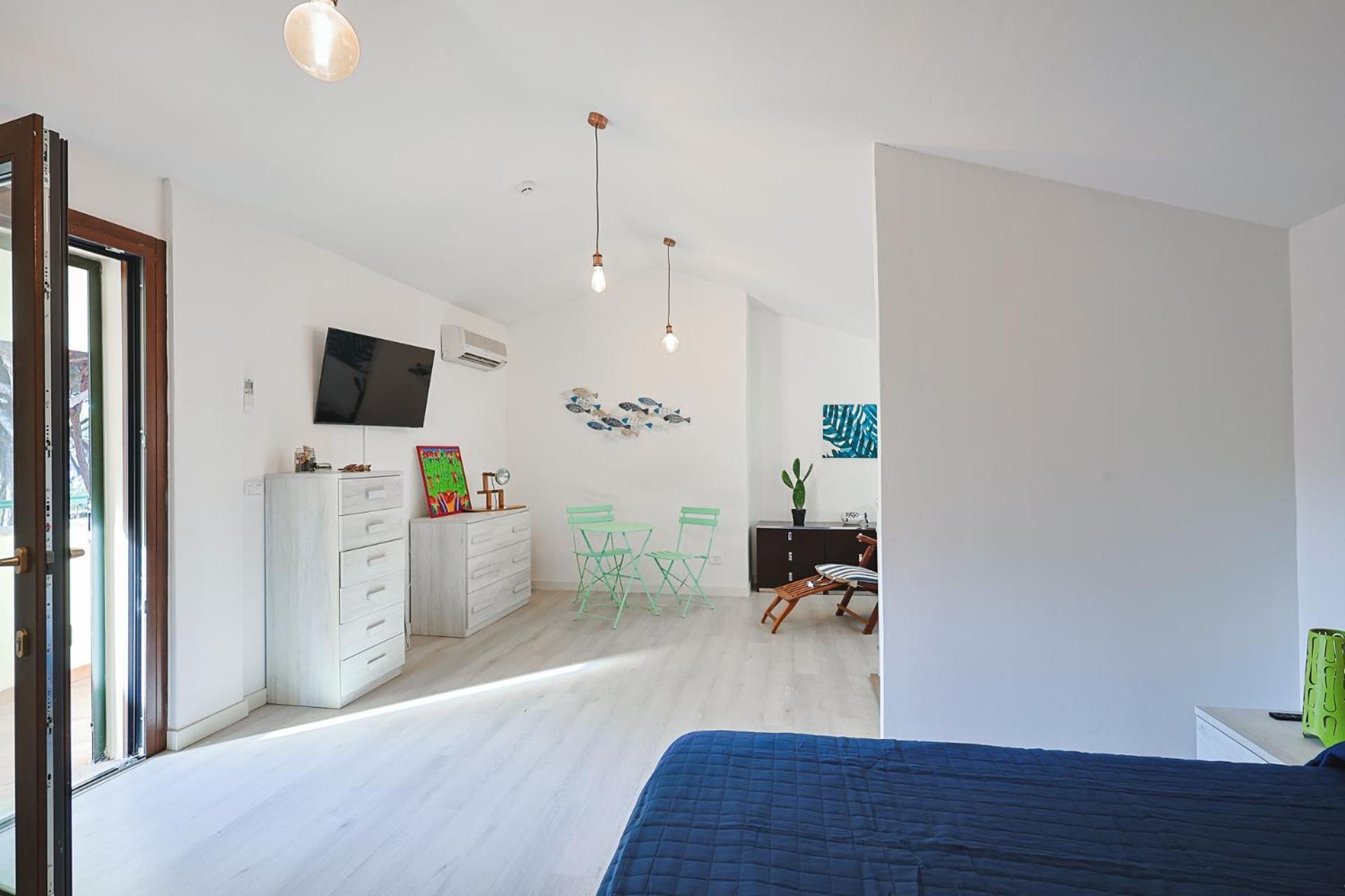 Apartment with Terrace,1588625056:JPEG