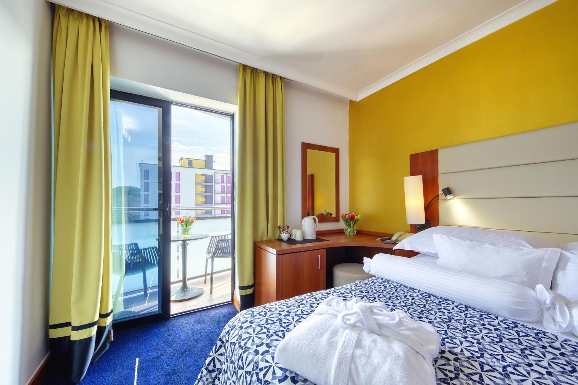 Comfort Double Room with Park View,1592874681:JPEG