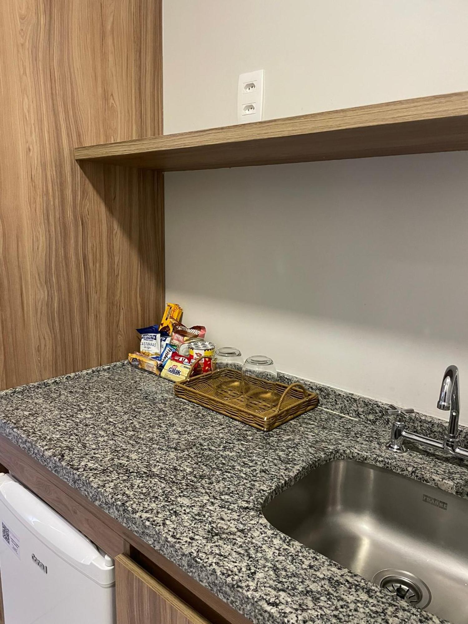Deluxe Double Room with Balcony,1765931821:JPEG