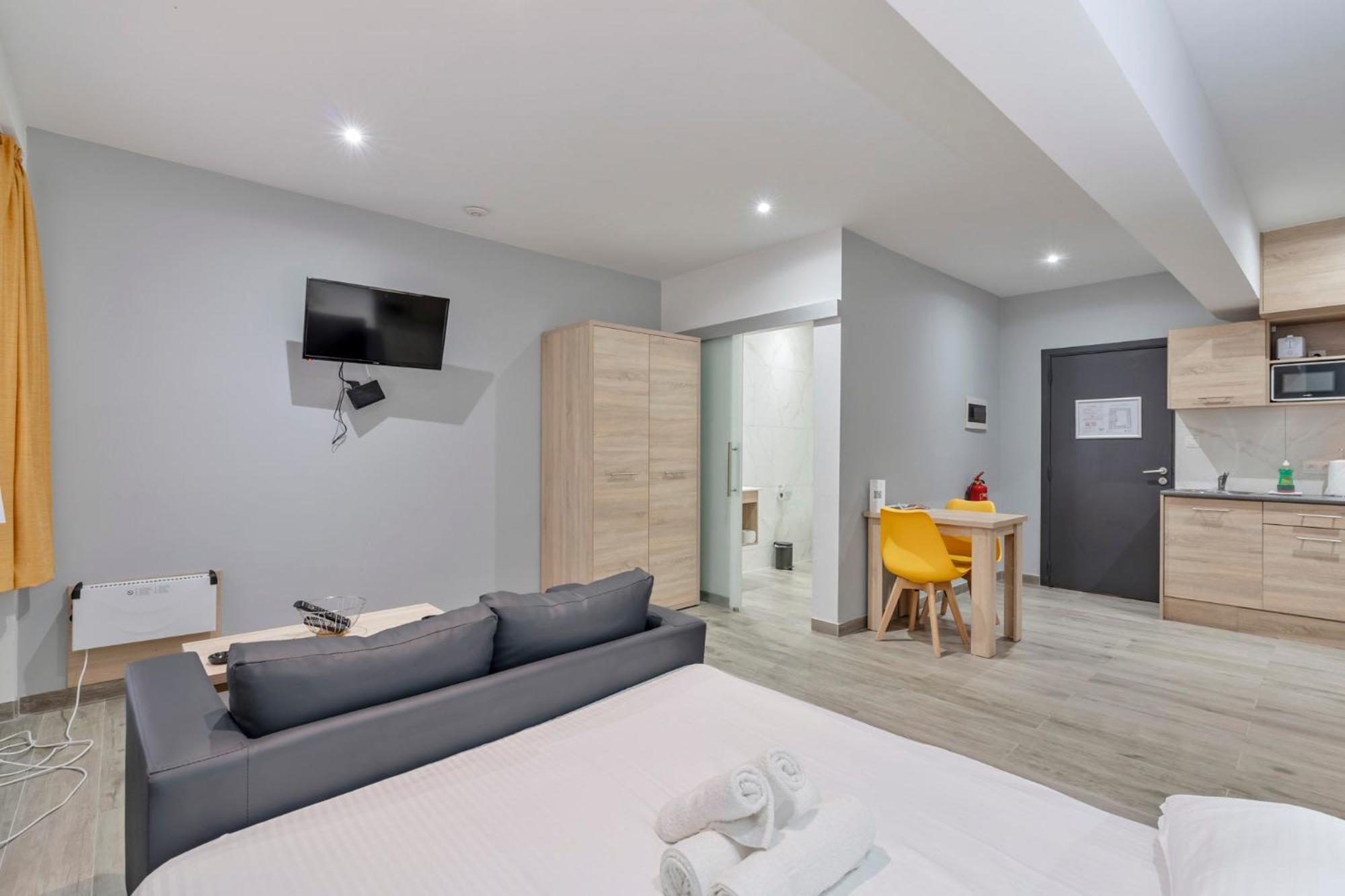 Executive Studio Double with daily cleaning