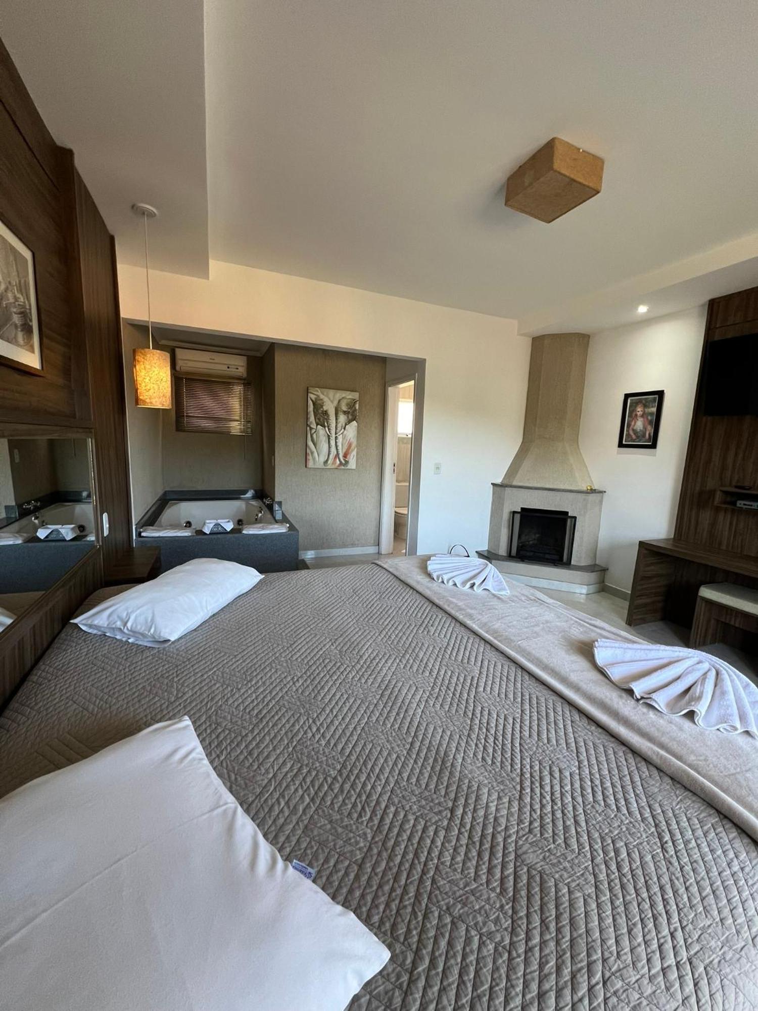 Quarto Triplo Luxo