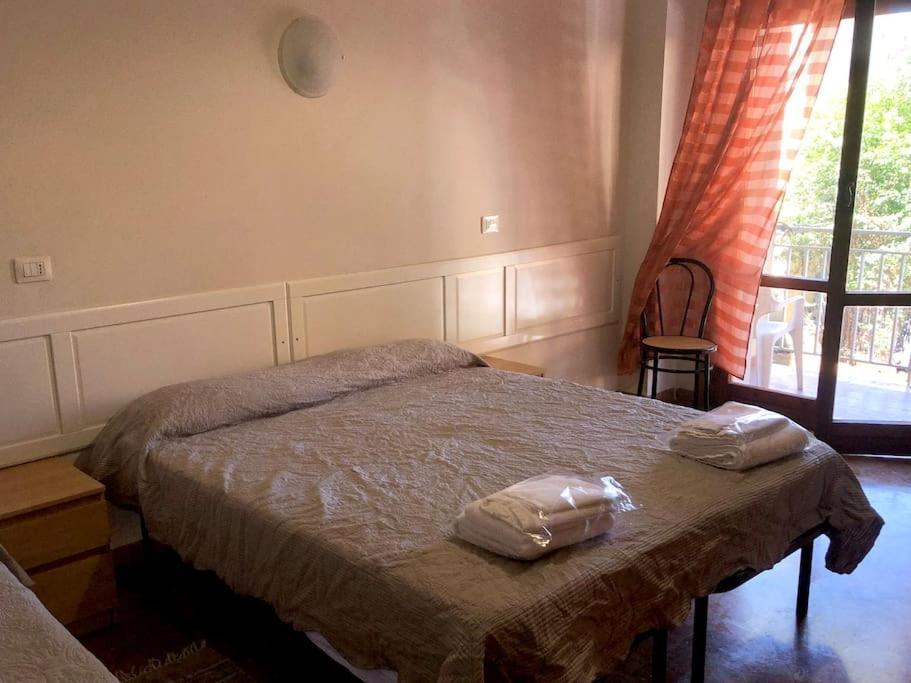 Camera Matrimoniale/Doppia con Letti Singoli
