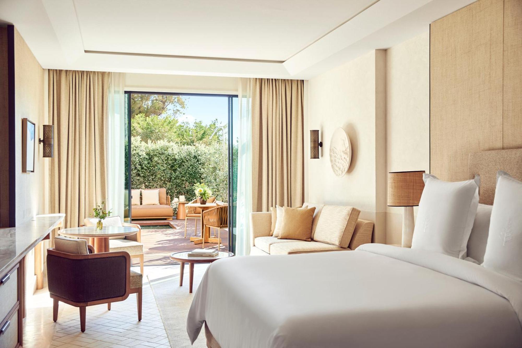 Doppelzimmer mit Gartenblick und Tauchbecken
