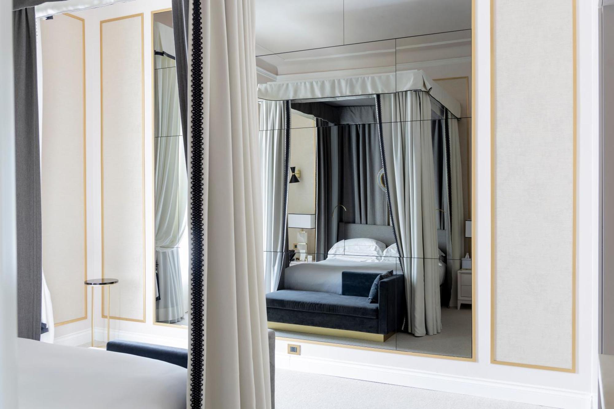 One-Bedroom Suite with Partial Sea View