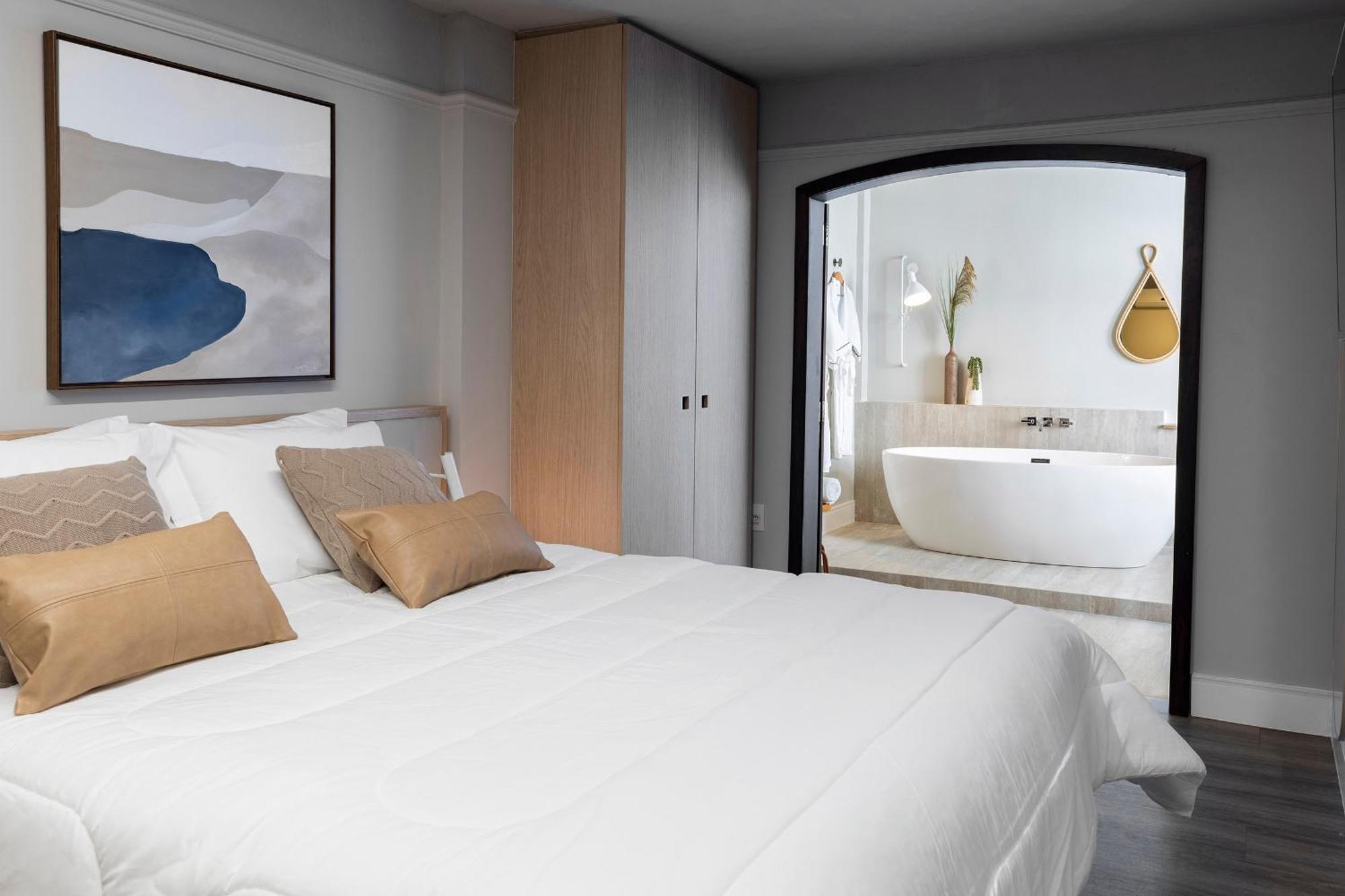 Deluxe Double Room Balcony