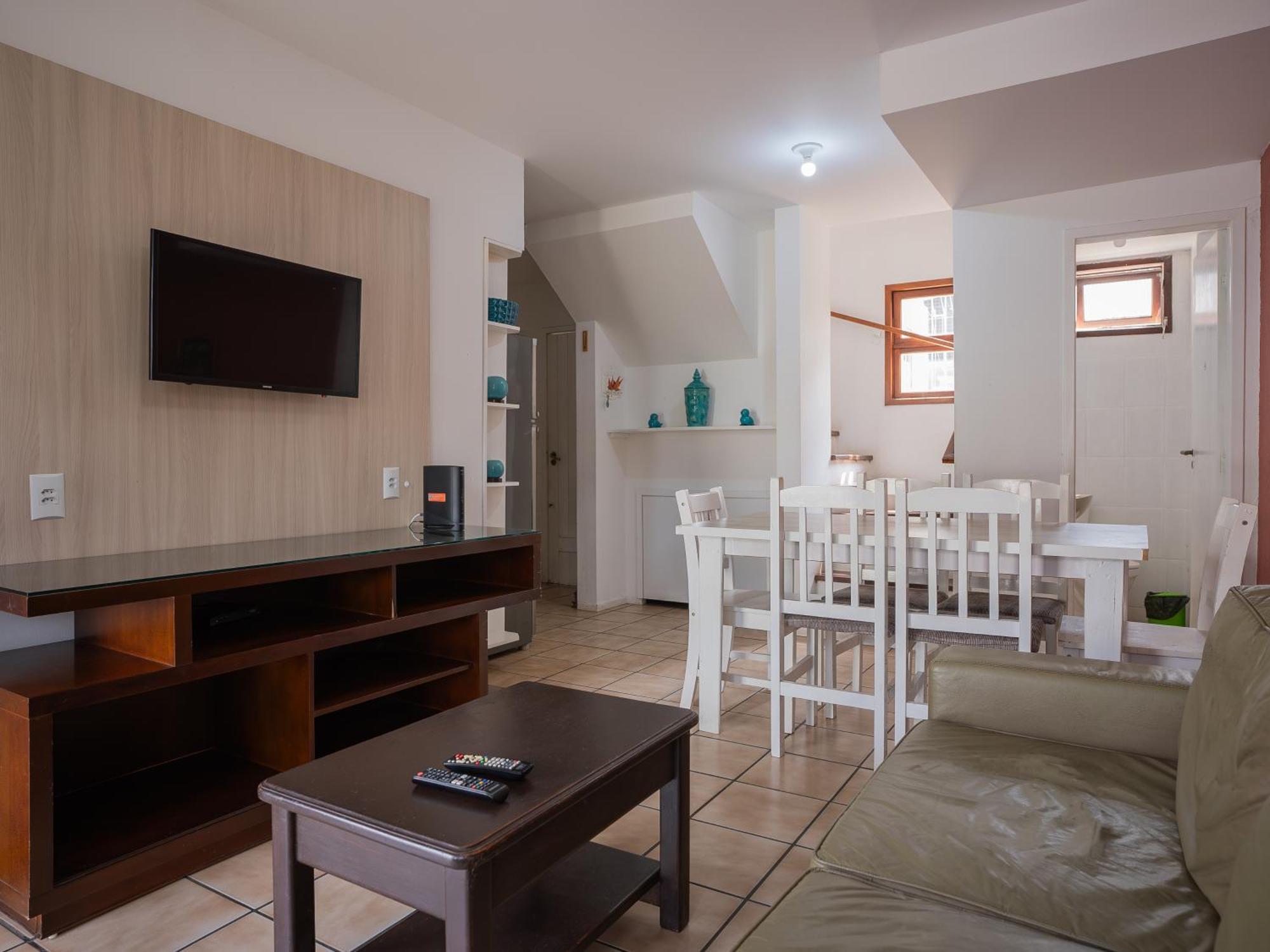 Three-Bedroom Apartment,1614360242:JPEG