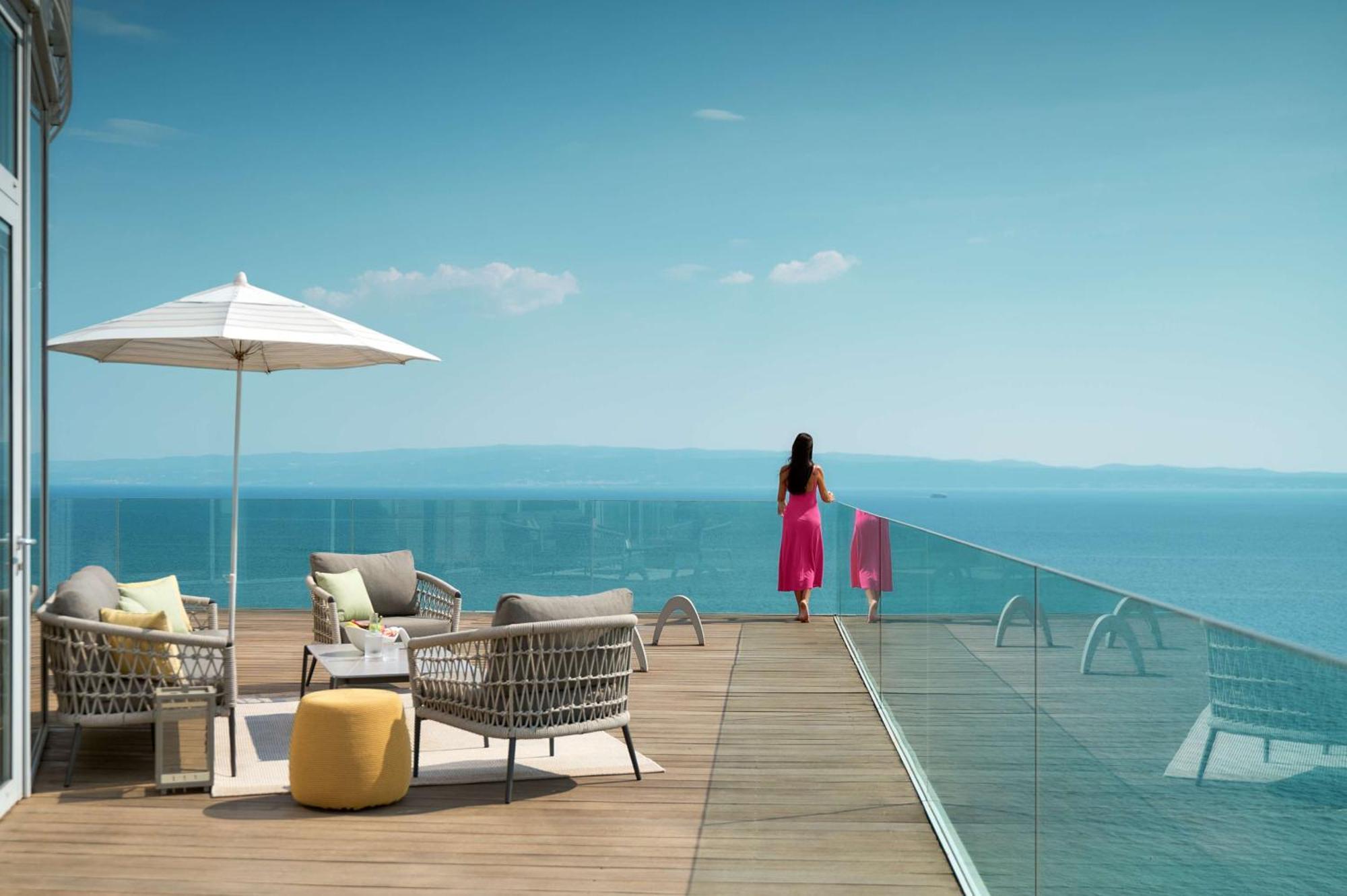 Suíte na Cobertura com Vista Panorâmica do Mar e Terraço