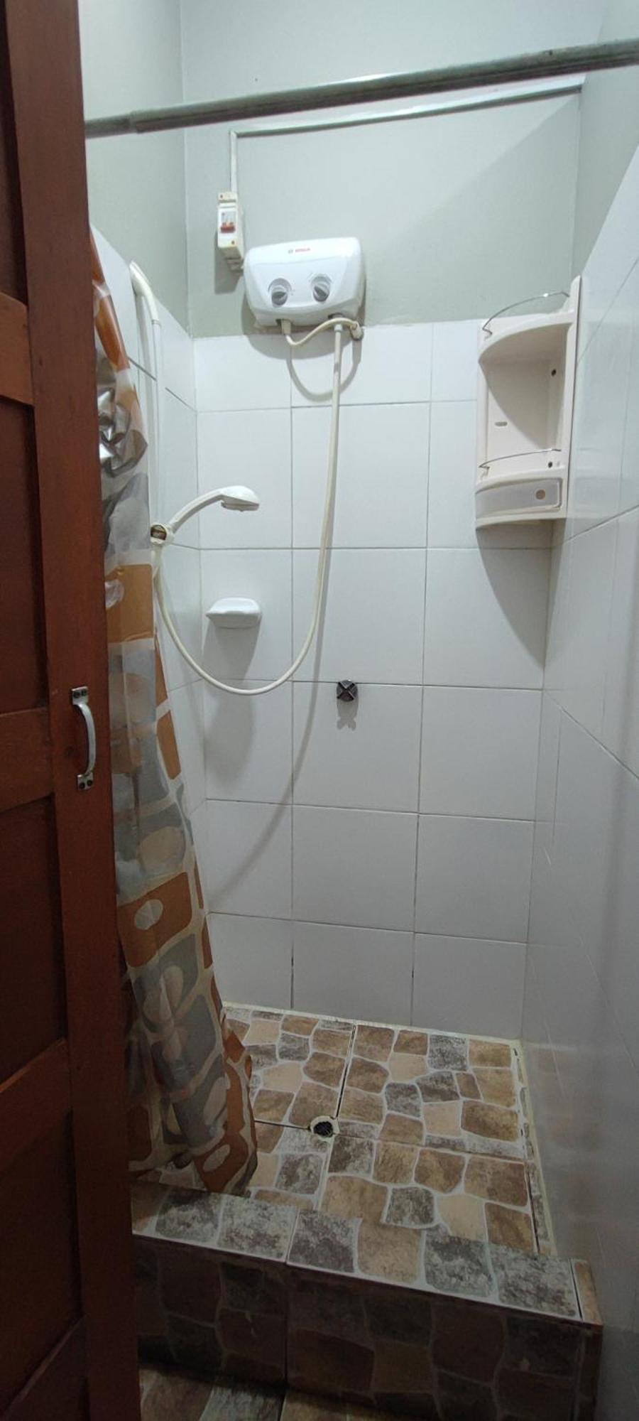 Single Room with Shared Bathroom