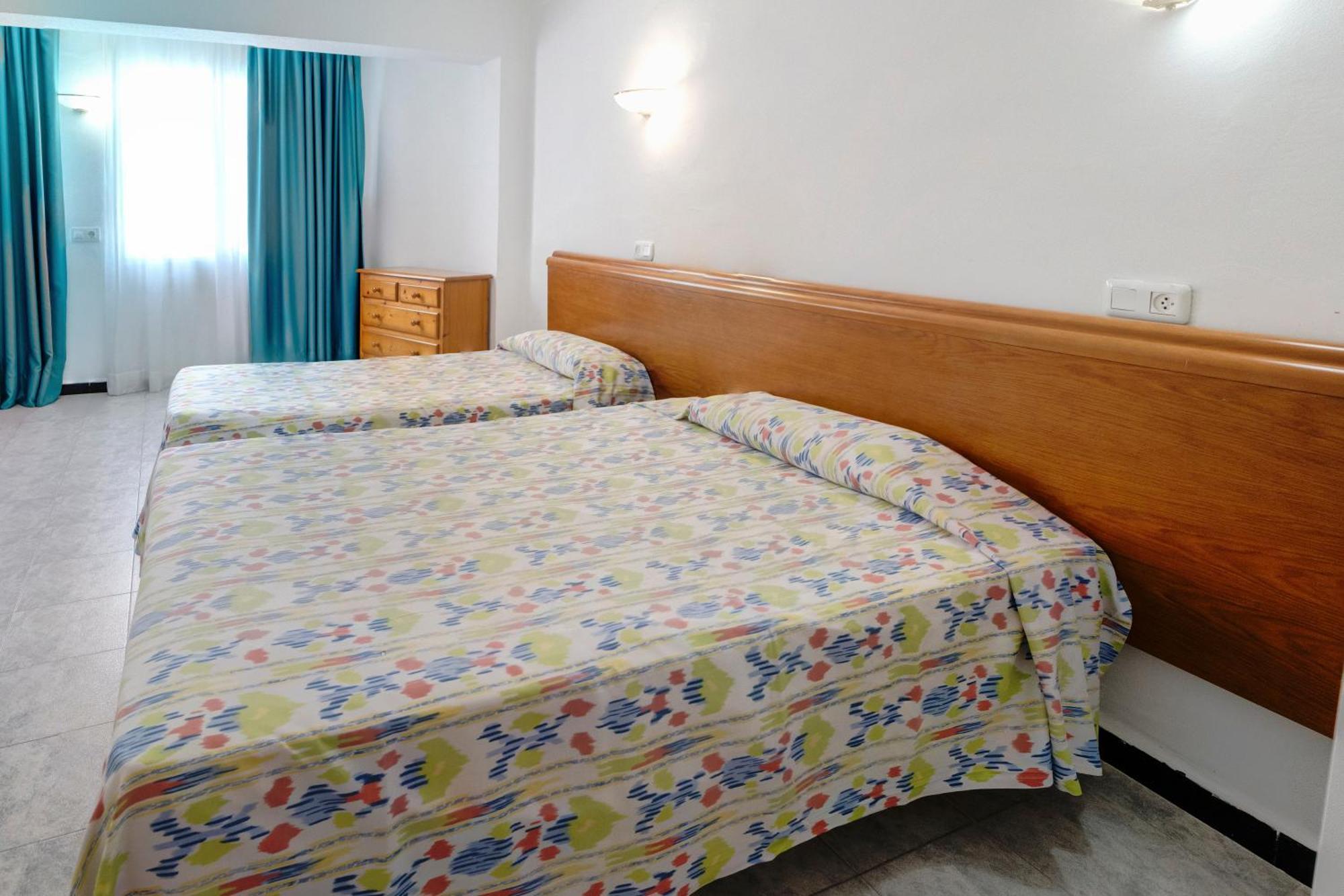 Large Premium Room Terrace up to 14 years,1774432342:JPEG