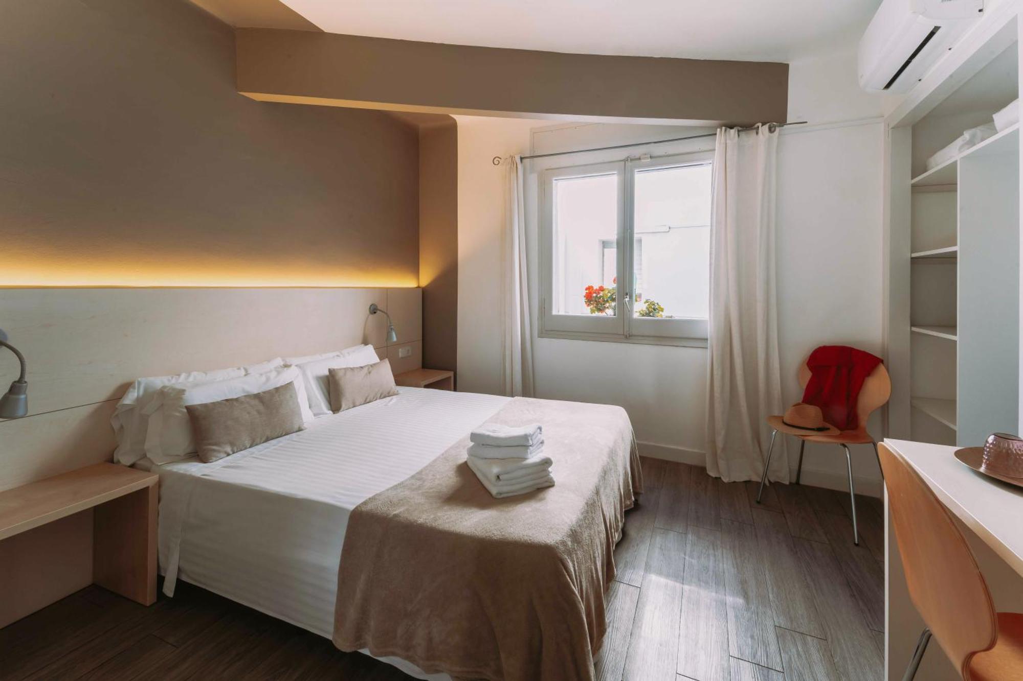 Family Three Bedroom Suite with Patio,1627206525:JPEG