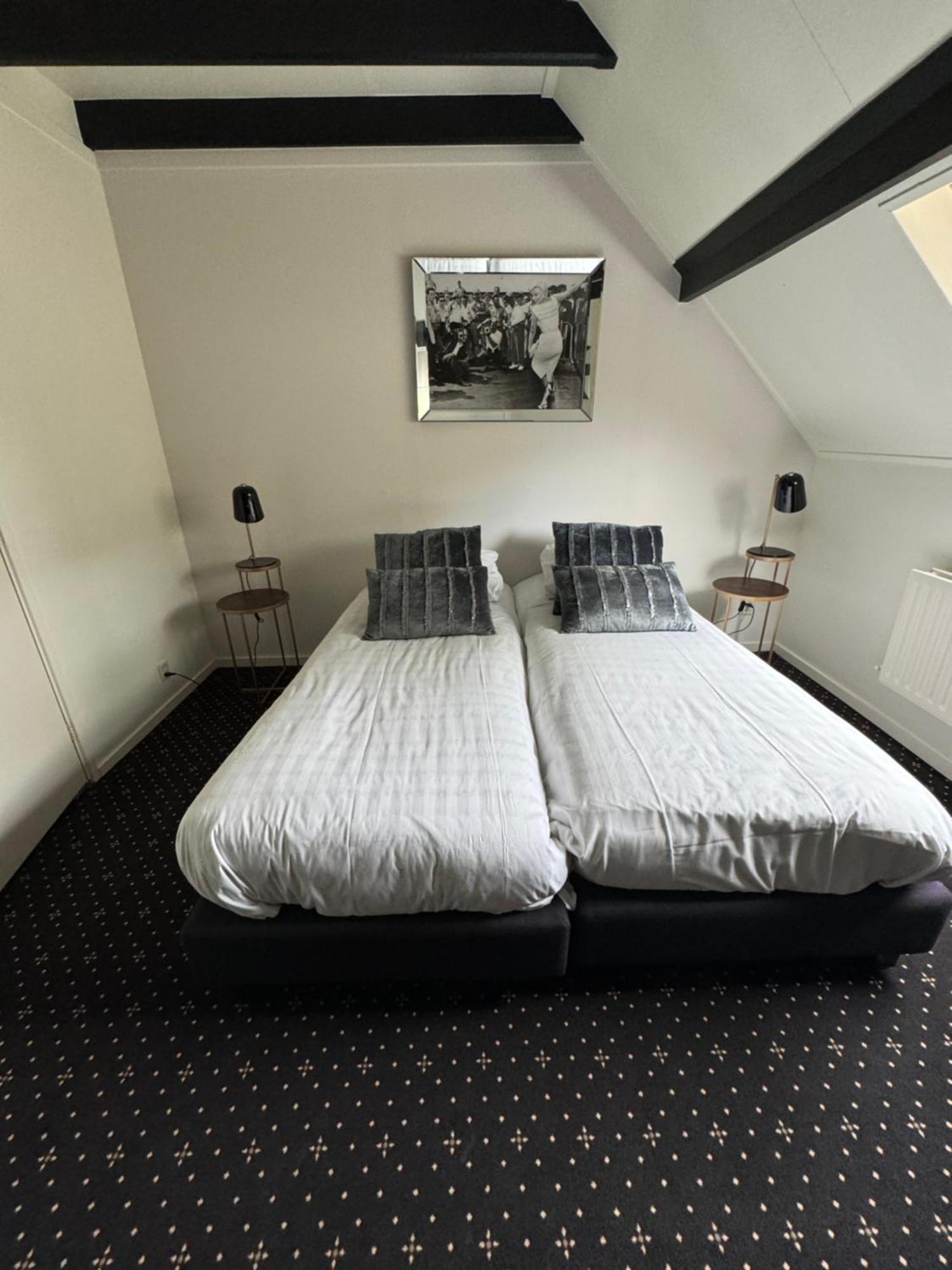 Deluxe Tweepersoonskamer met 2 Aparte Bedden