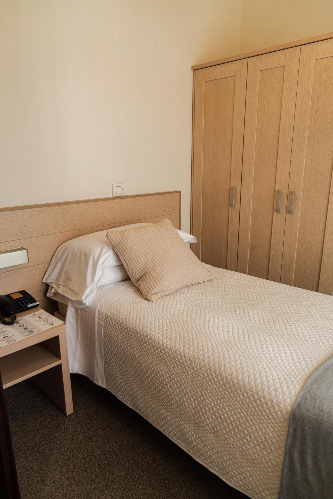 Economy Single Room,1638494846:JPEG