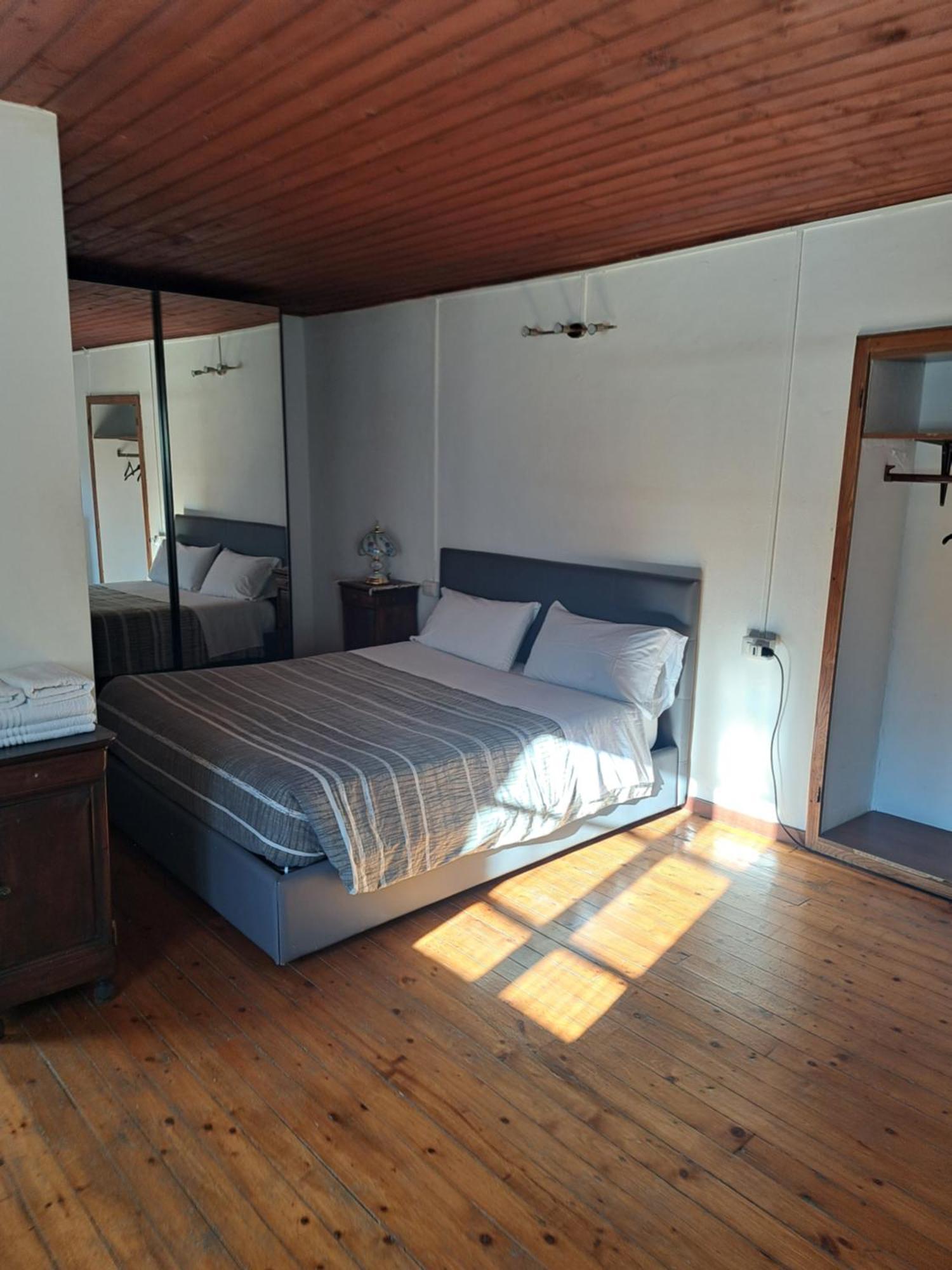 Double Room Private Bathroom