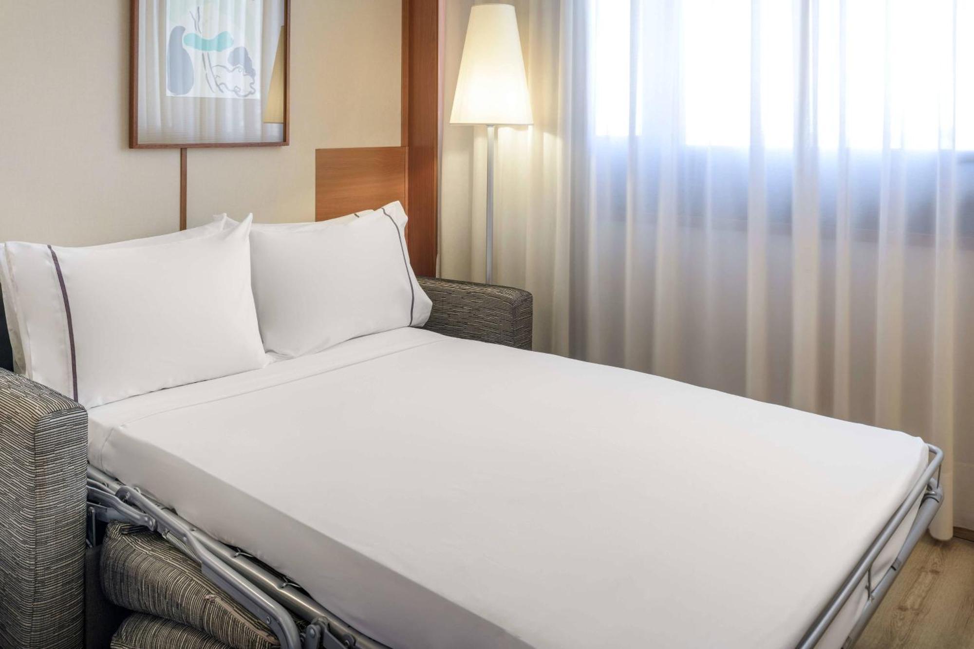 Superior King Room with Sofa Bed,1643135783:JPEG