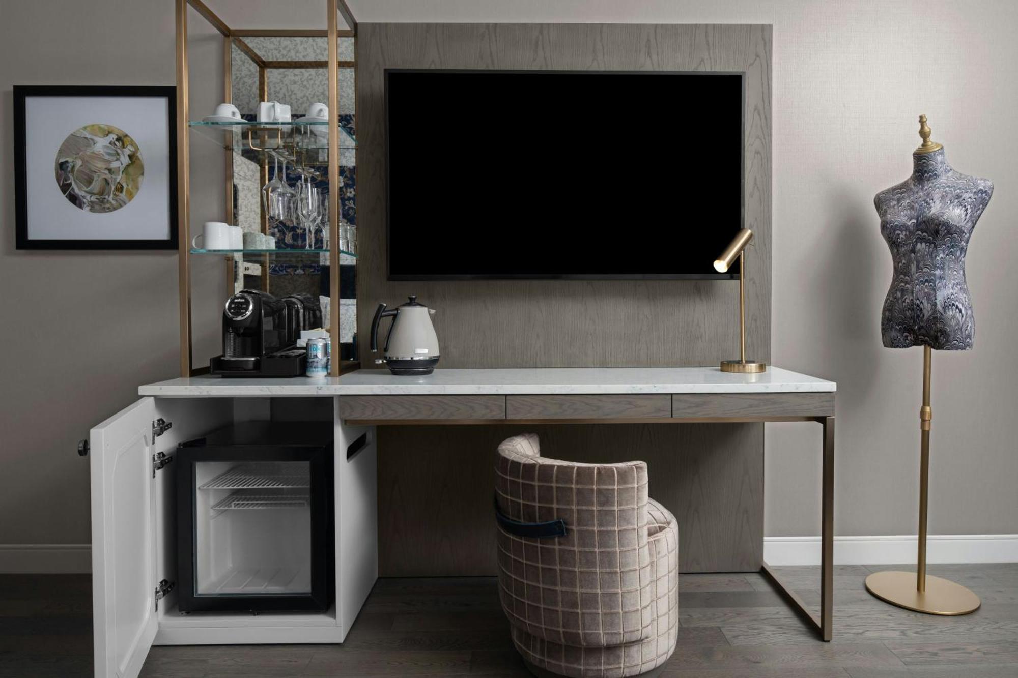 Suite de 1 dormitorio con vistas a la ciudad - 1 cama extragrande