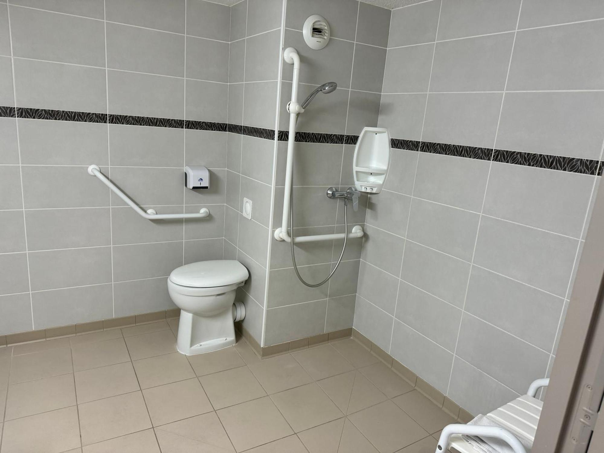 Habitación Doble Estándar - Adaptada para personas con discapacidad