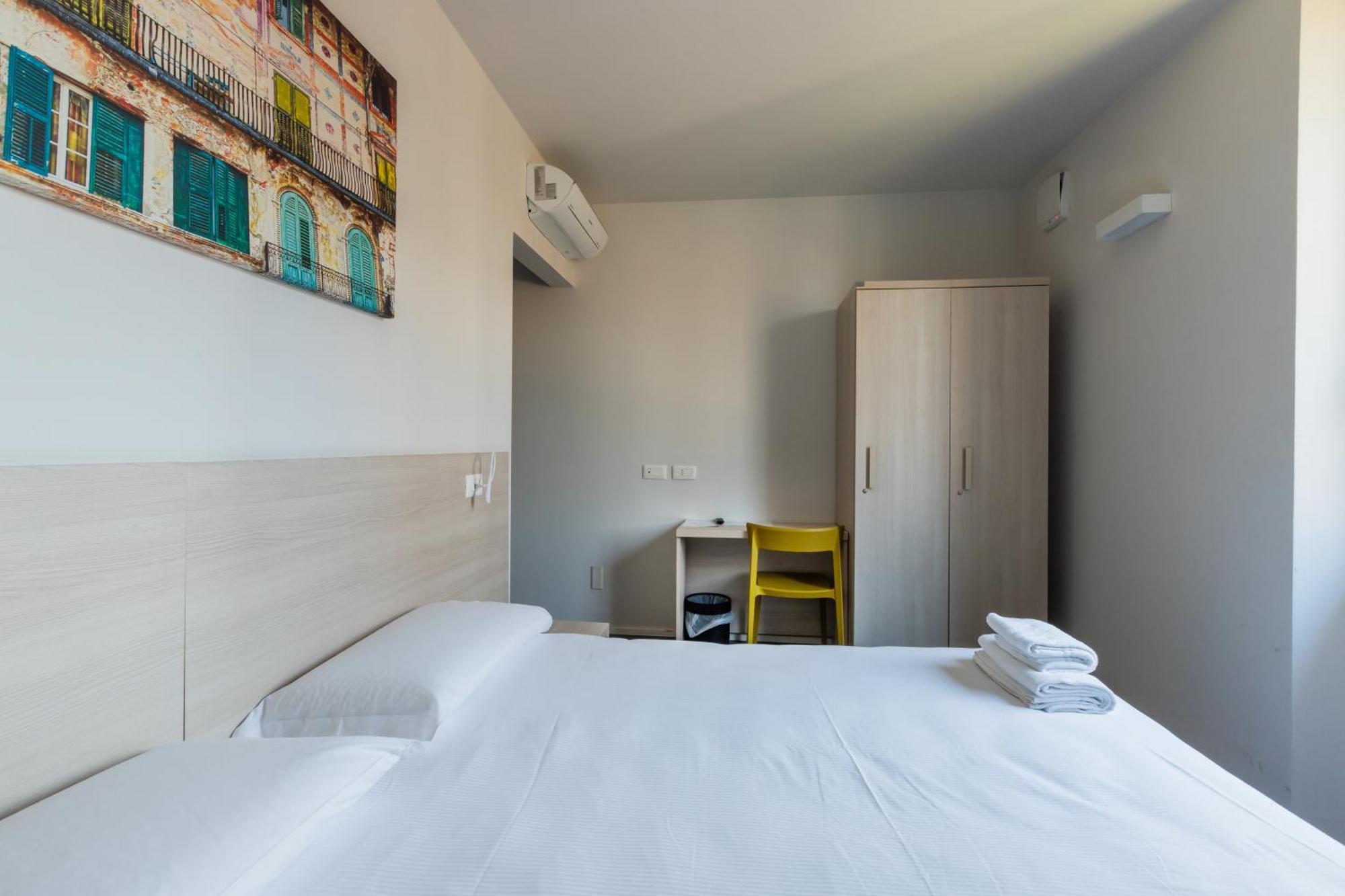 Tweepersoonskamer met 1 of 2 Bedden en Eigen Badkamer