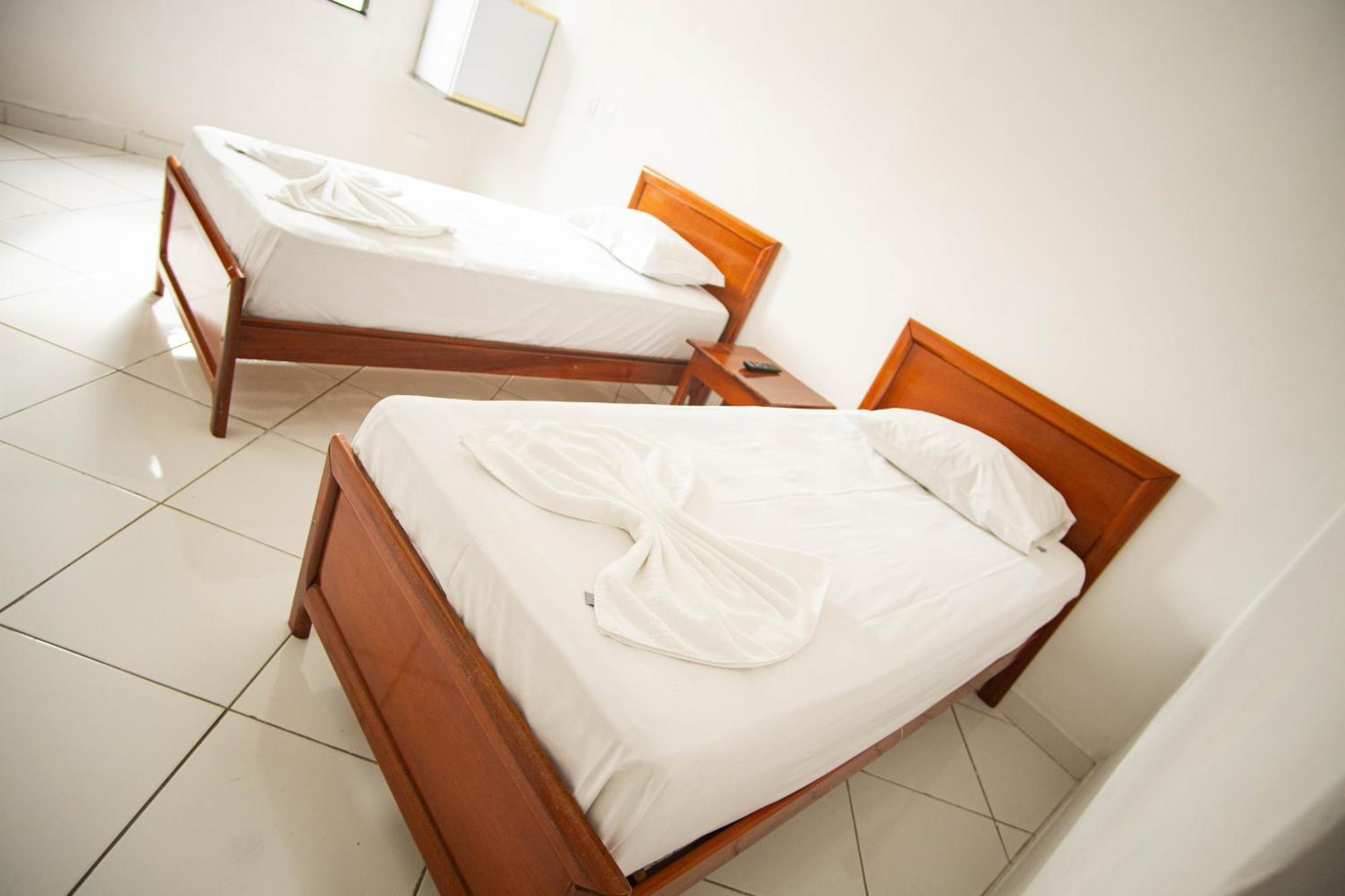 Standard Twin Room with Fan,1649911147:JPEG