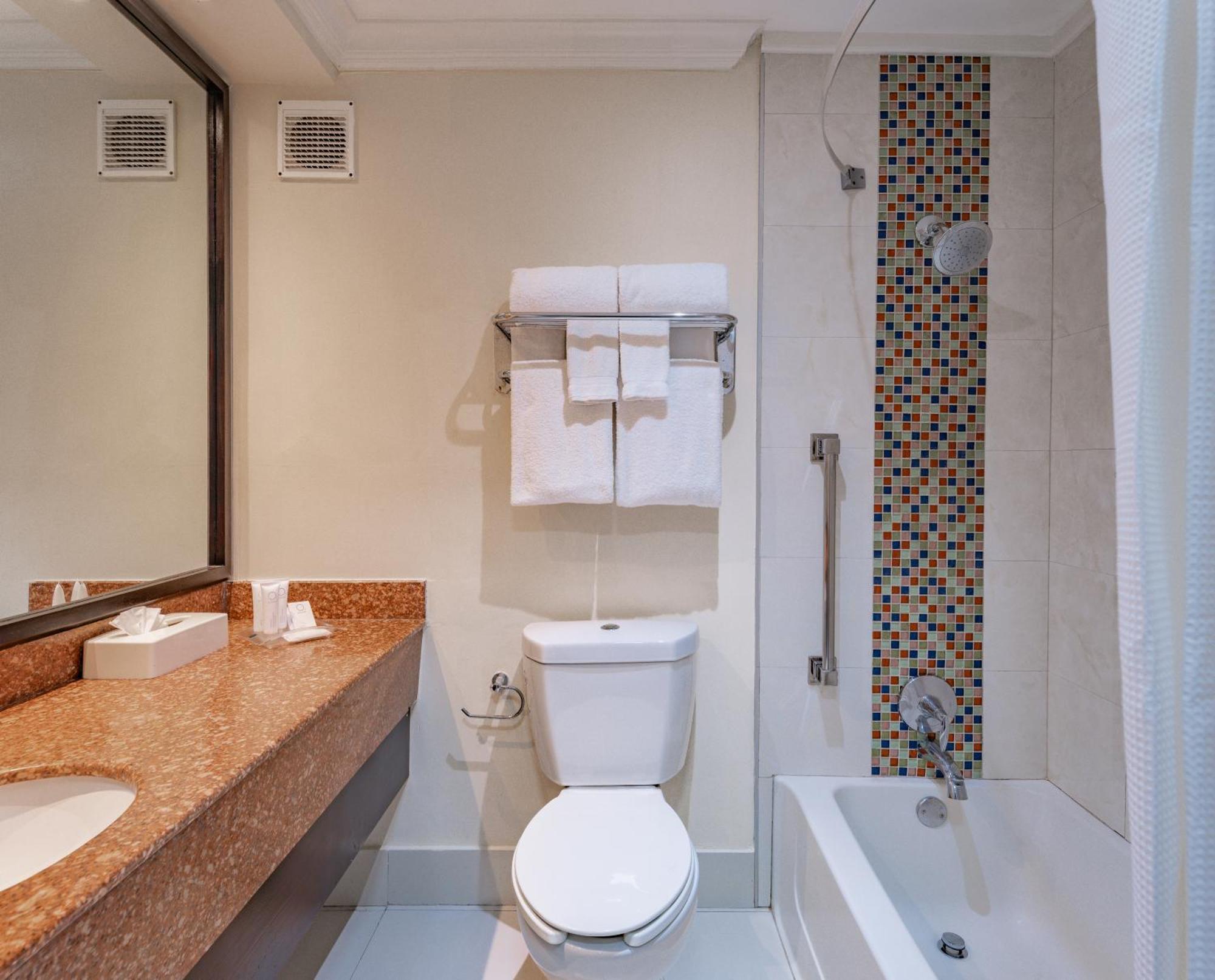 Superior room with Partial Ocean View