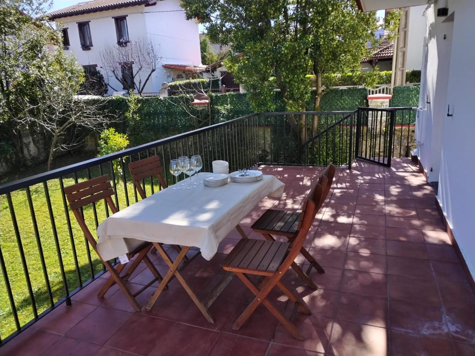 Three-Bedroom House,1652511204:JPEG