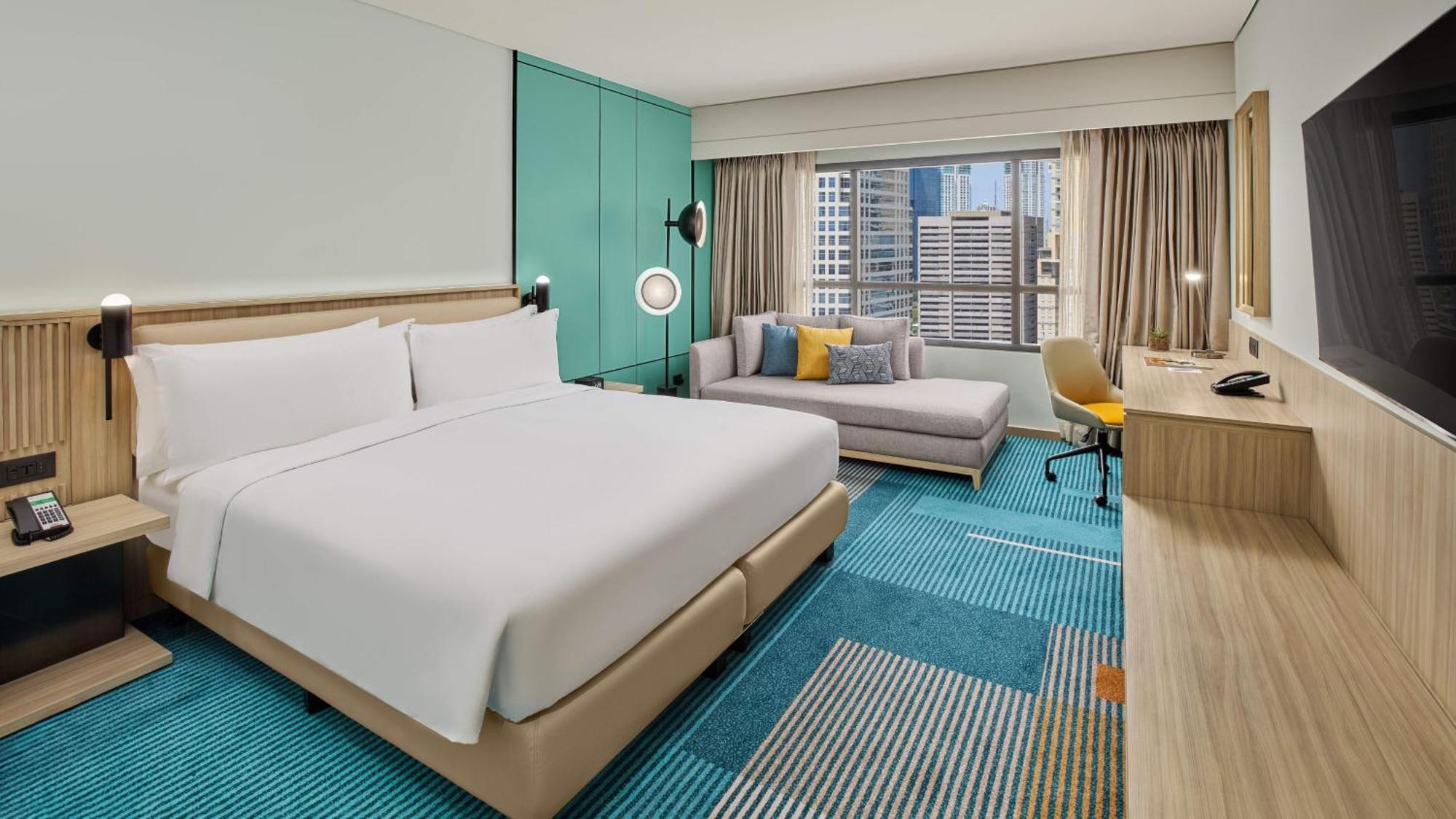Standard King Room with Lounge Access,1291363720:JPEG