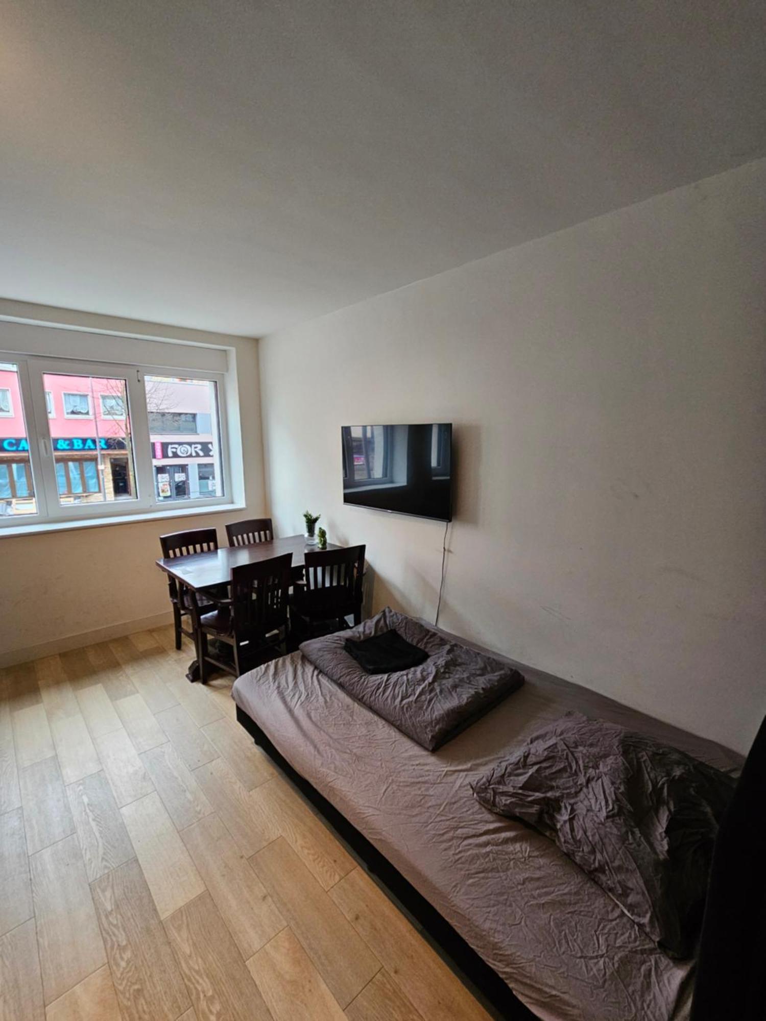 Studio mit Queensize-Bett