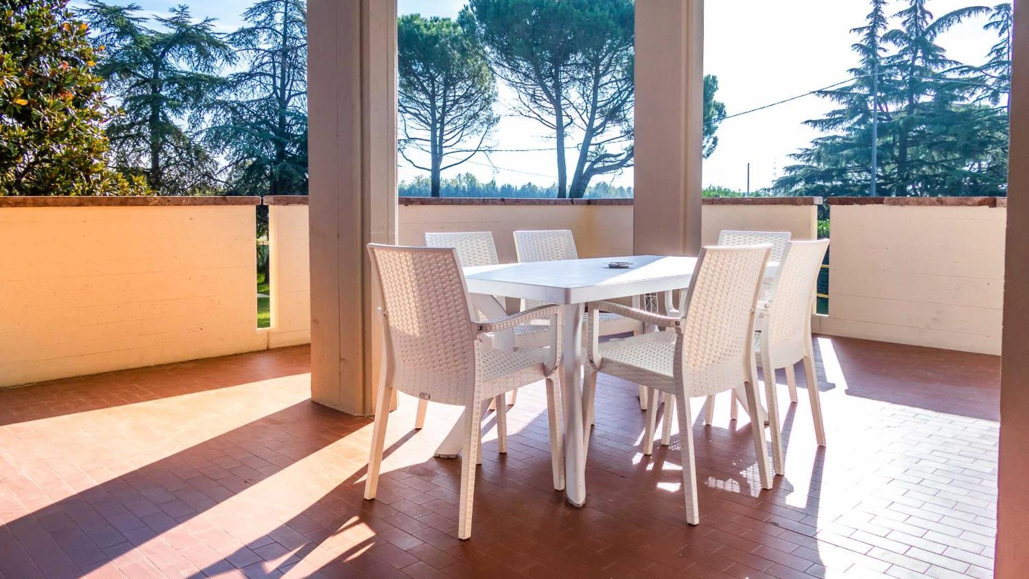 One-Bedroom Apartment with Terrace,1665003572:JPEG