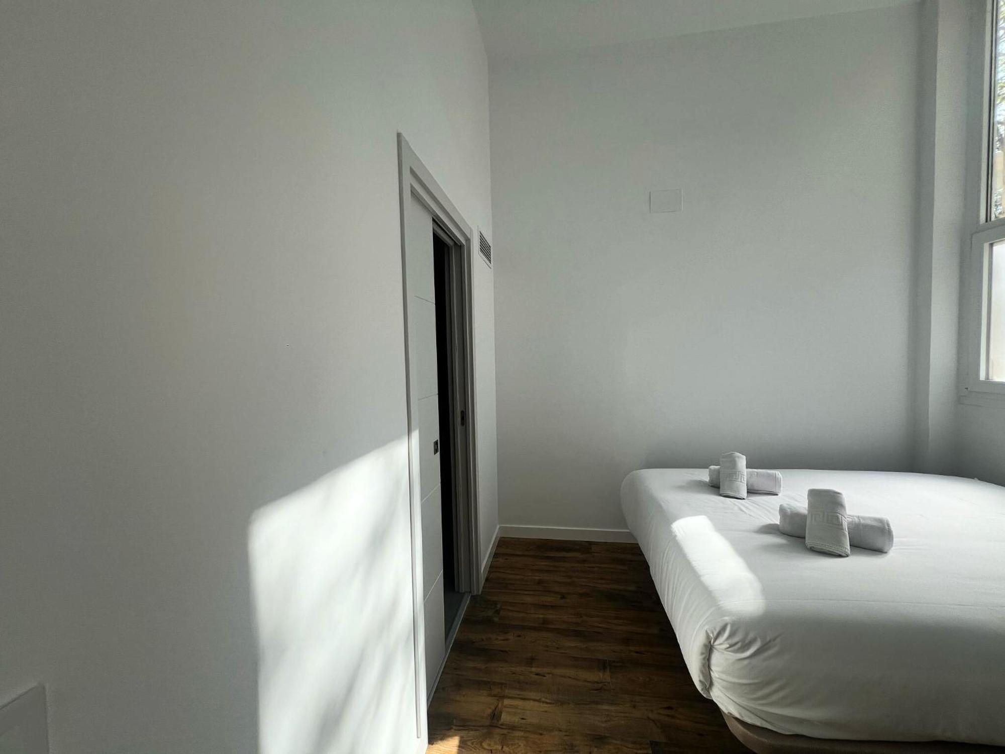 Double Room,1660776197:JPEG
