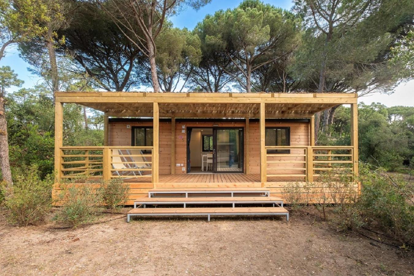 Bungalow,943366954:JPEG