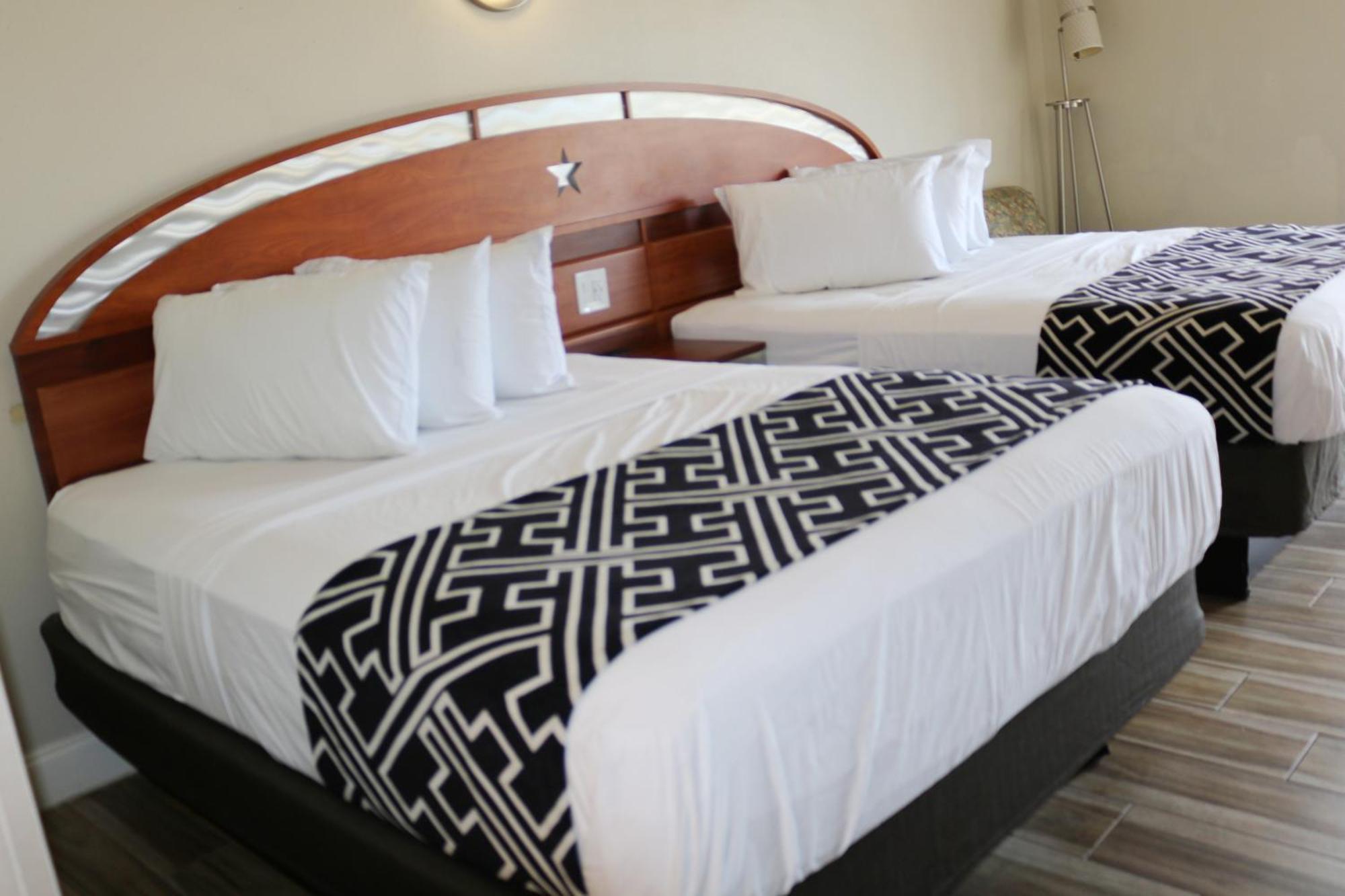 Standard Queen Room Two Queen Beds