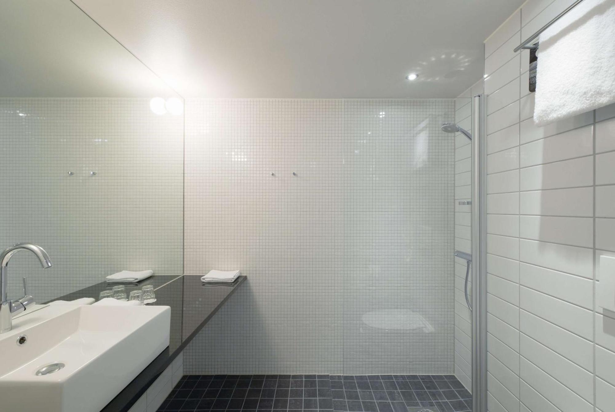 Quarto Standard com Cama de Casal ou 2 de Solteiro
