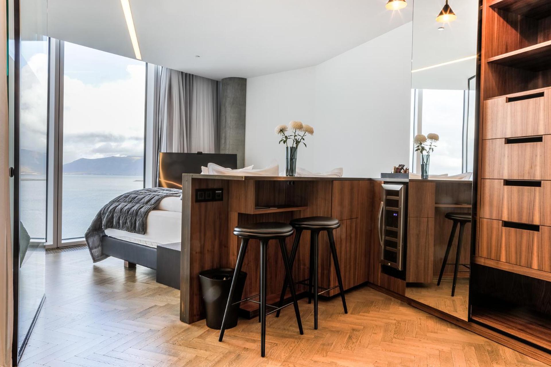 Panoramic Suite with Ocean View,1673663361:JPEG