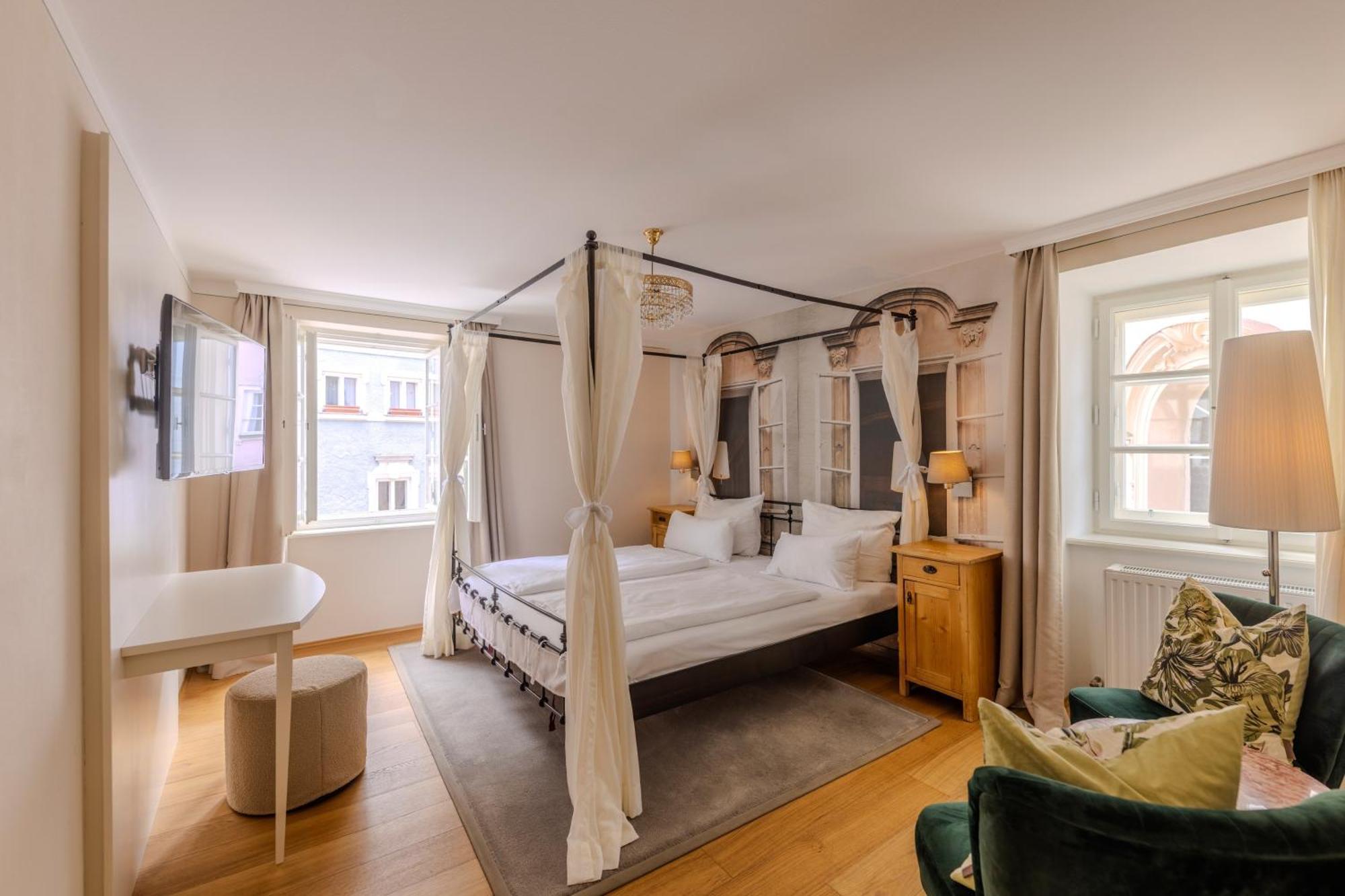 Double Room (1 Adult),1673926482:JPEG