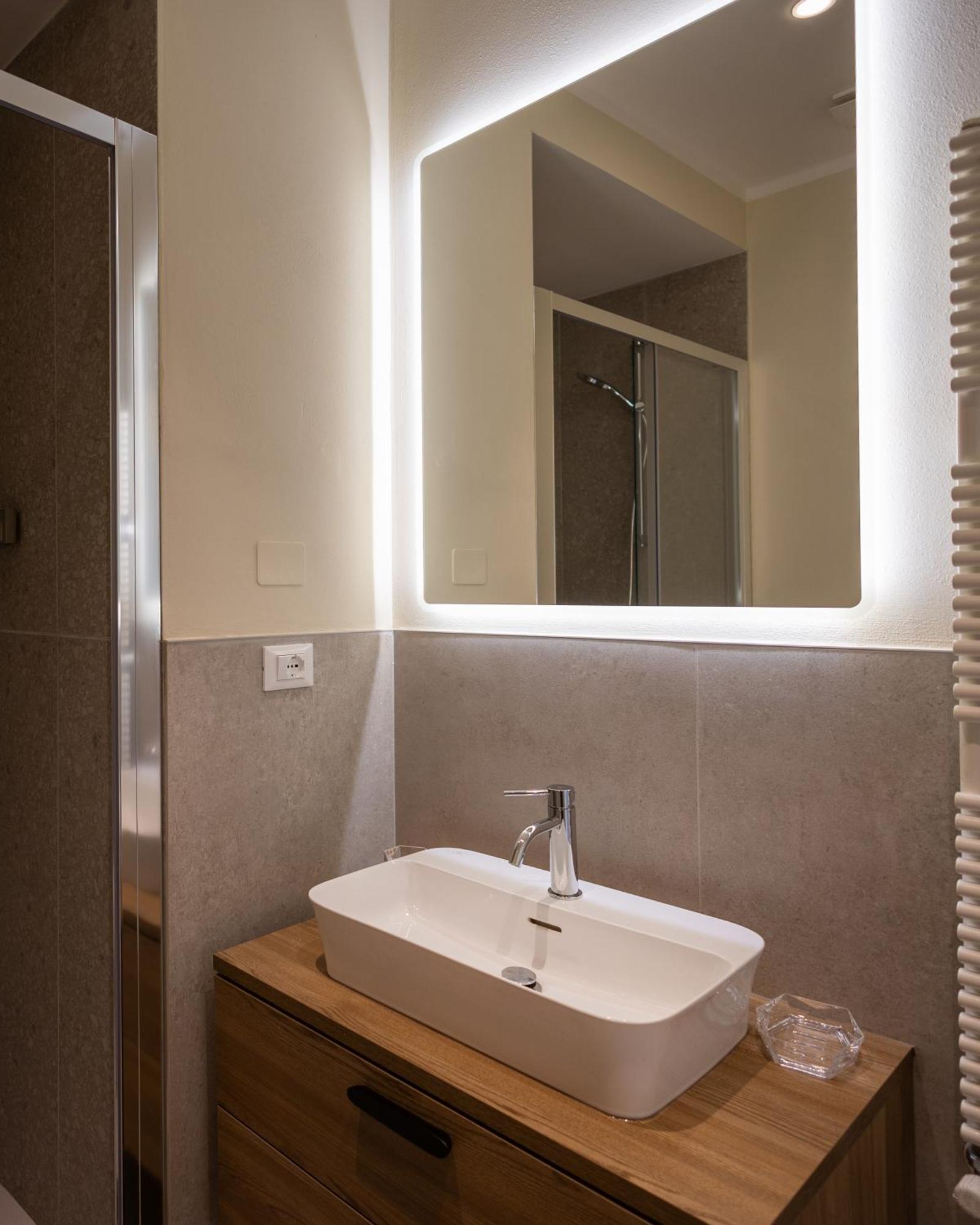 Appartamento con 1 Camera da Letto con Balcone e Vista Città