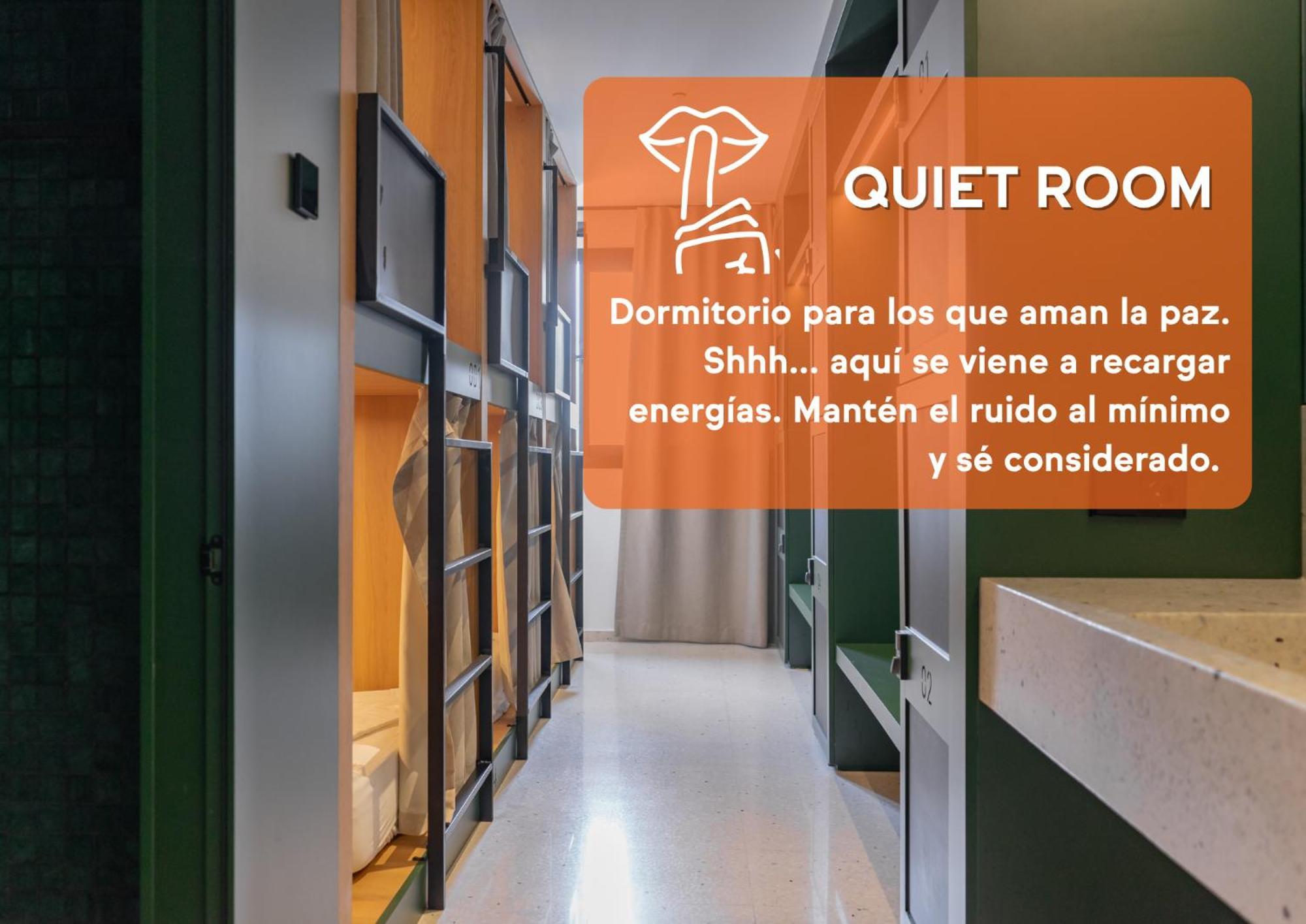 Bed Quiet 6-Bed Dormitory Room