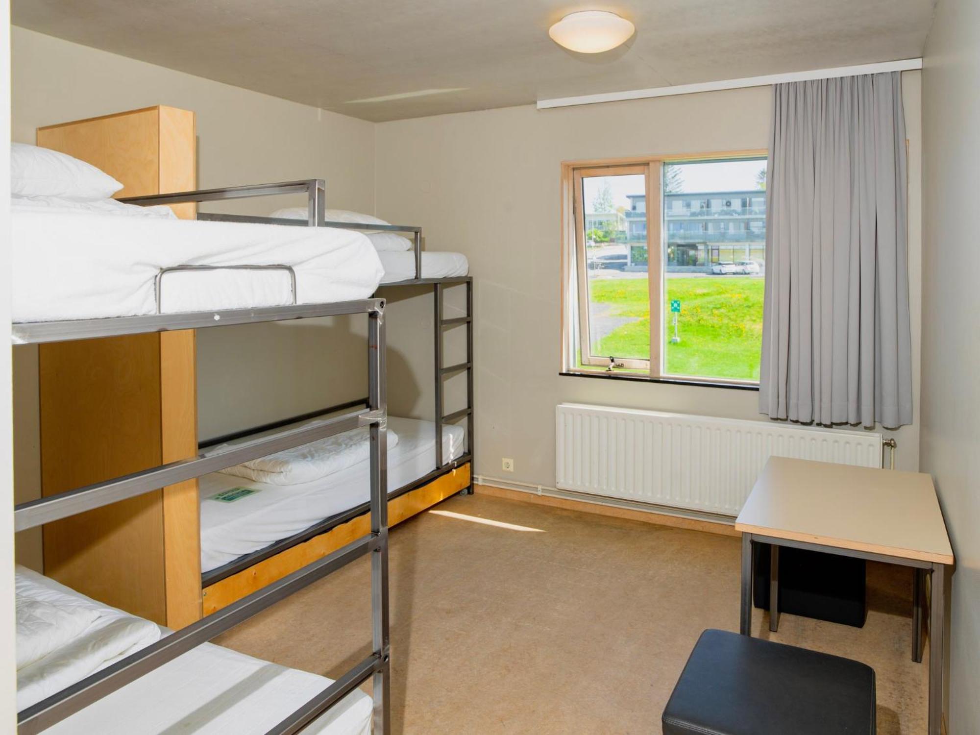 Letto singolo in dormitorio MISTO con 4 letti e bagno privato