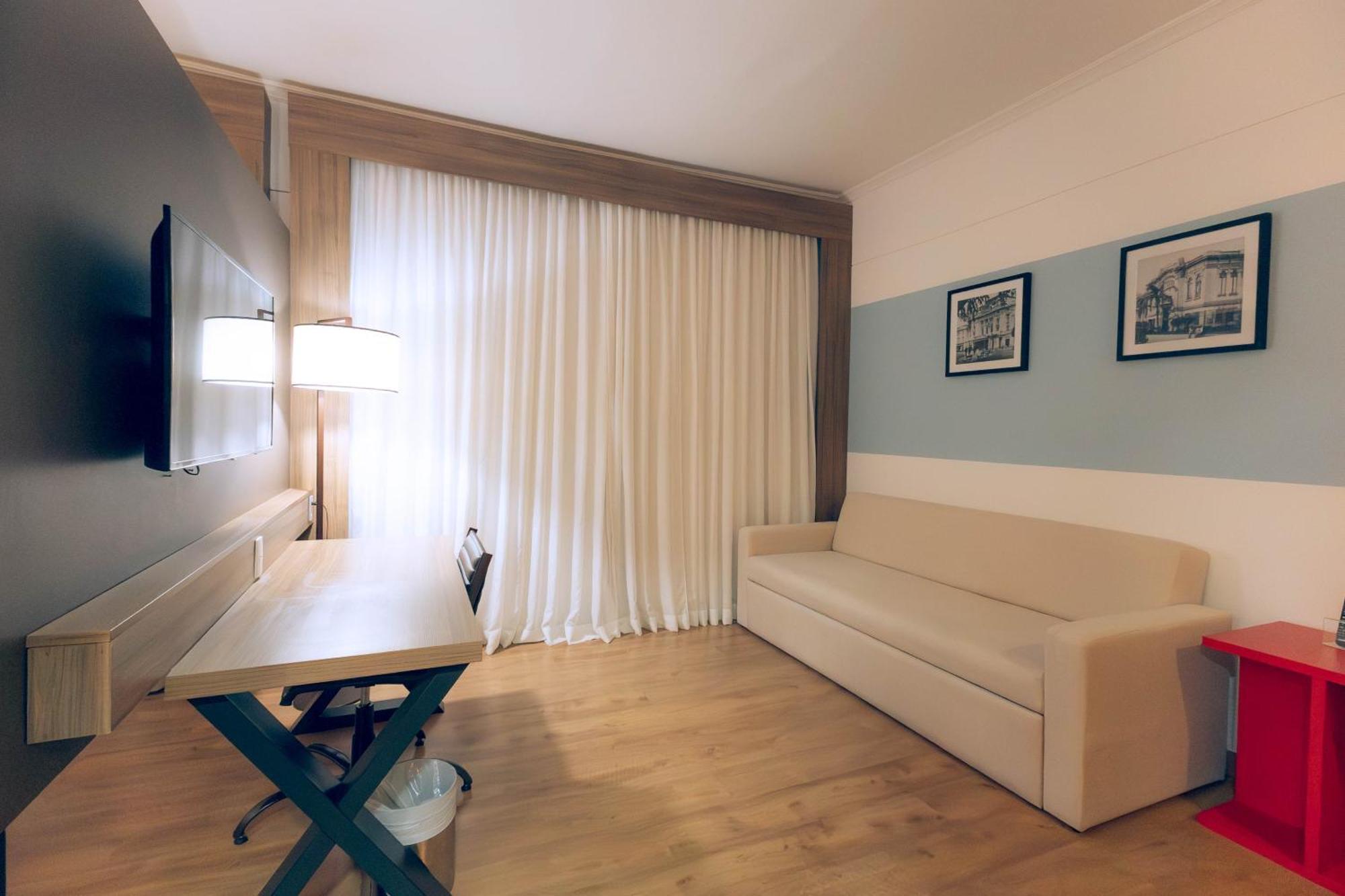 Premium King Room - Non-Smoking,1685095280:JPEG