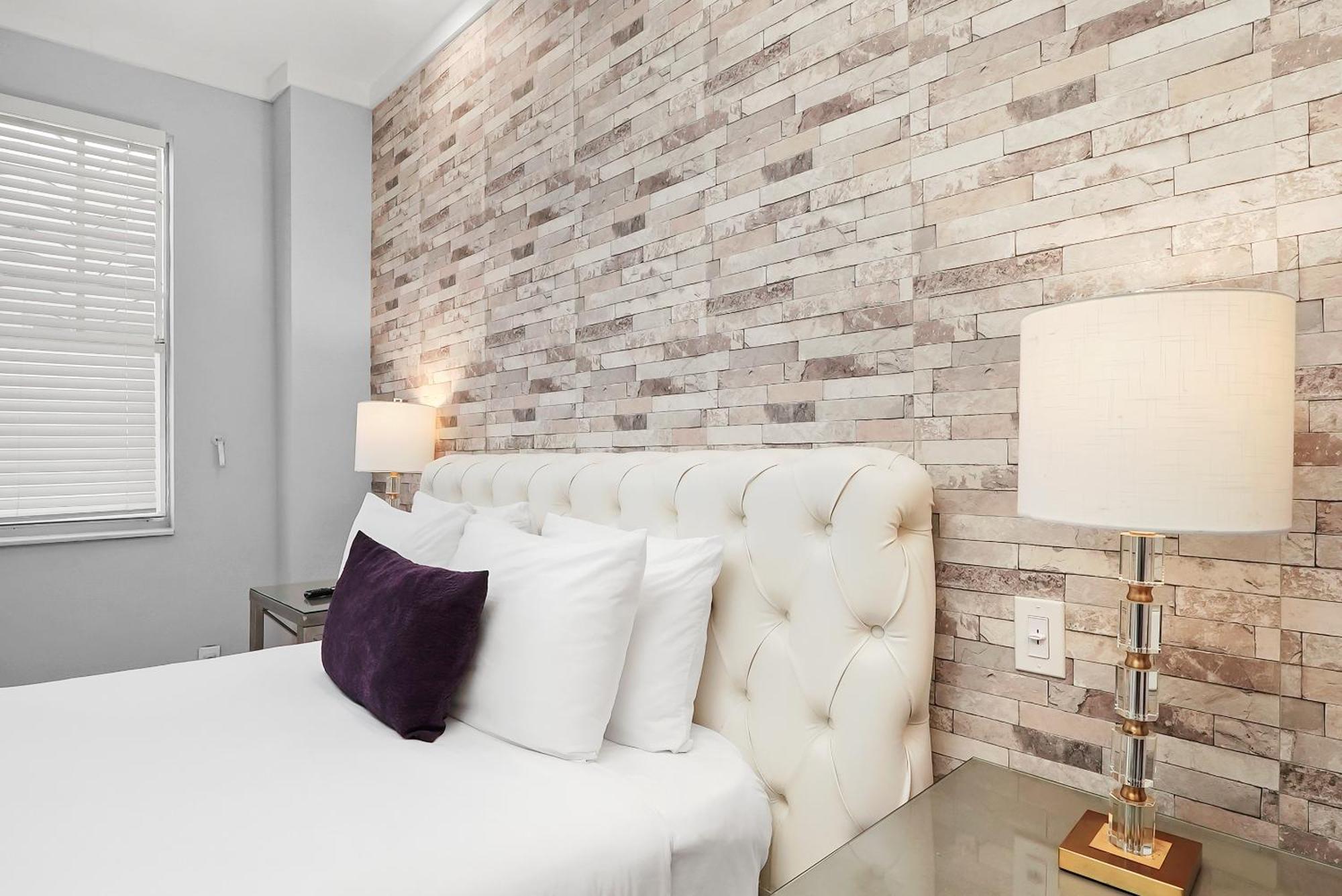 Accessible Standard Queen Room