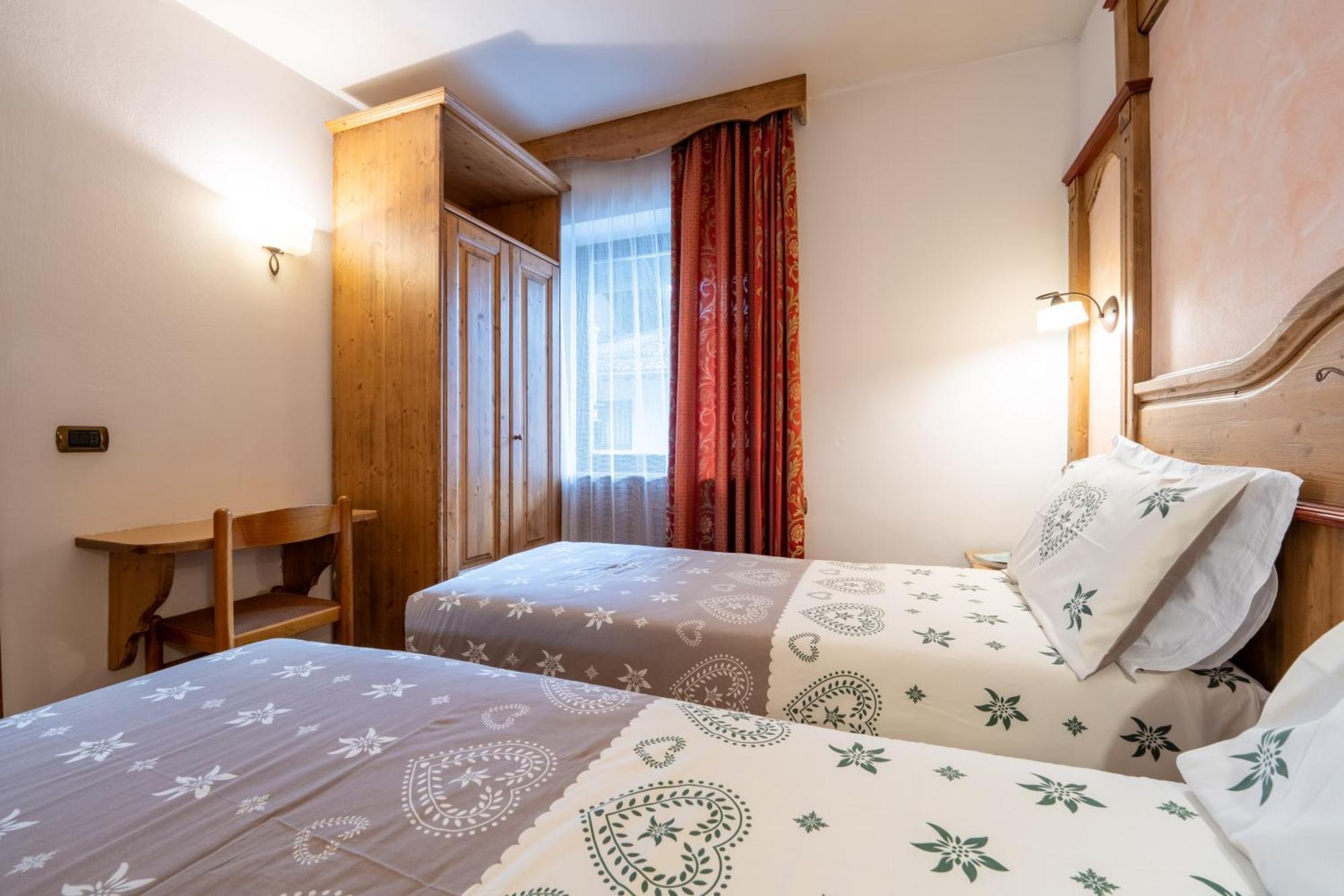 Classic Triple Room,1690940473:JPEG