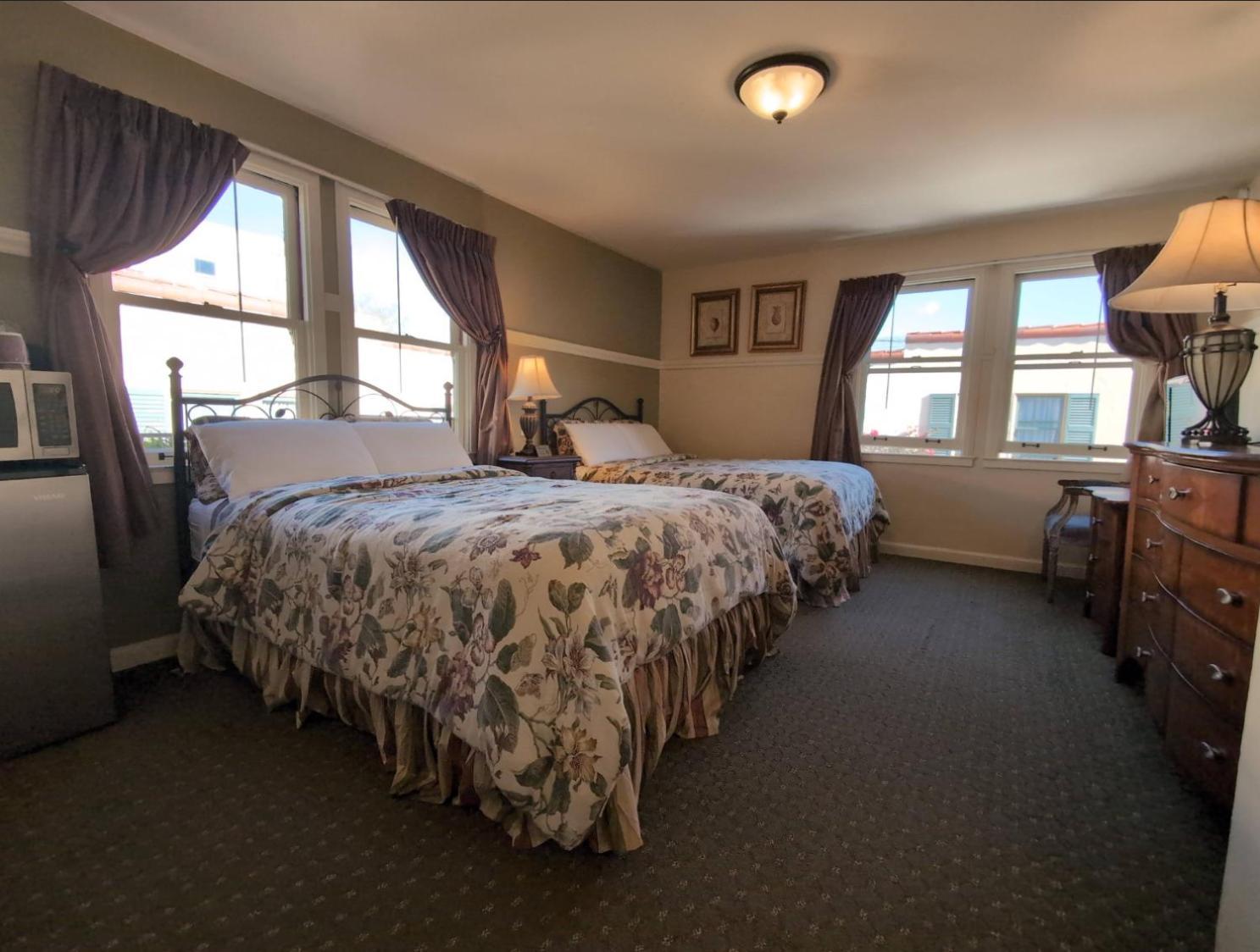 Courtyard Room Two Double Beds No Pets