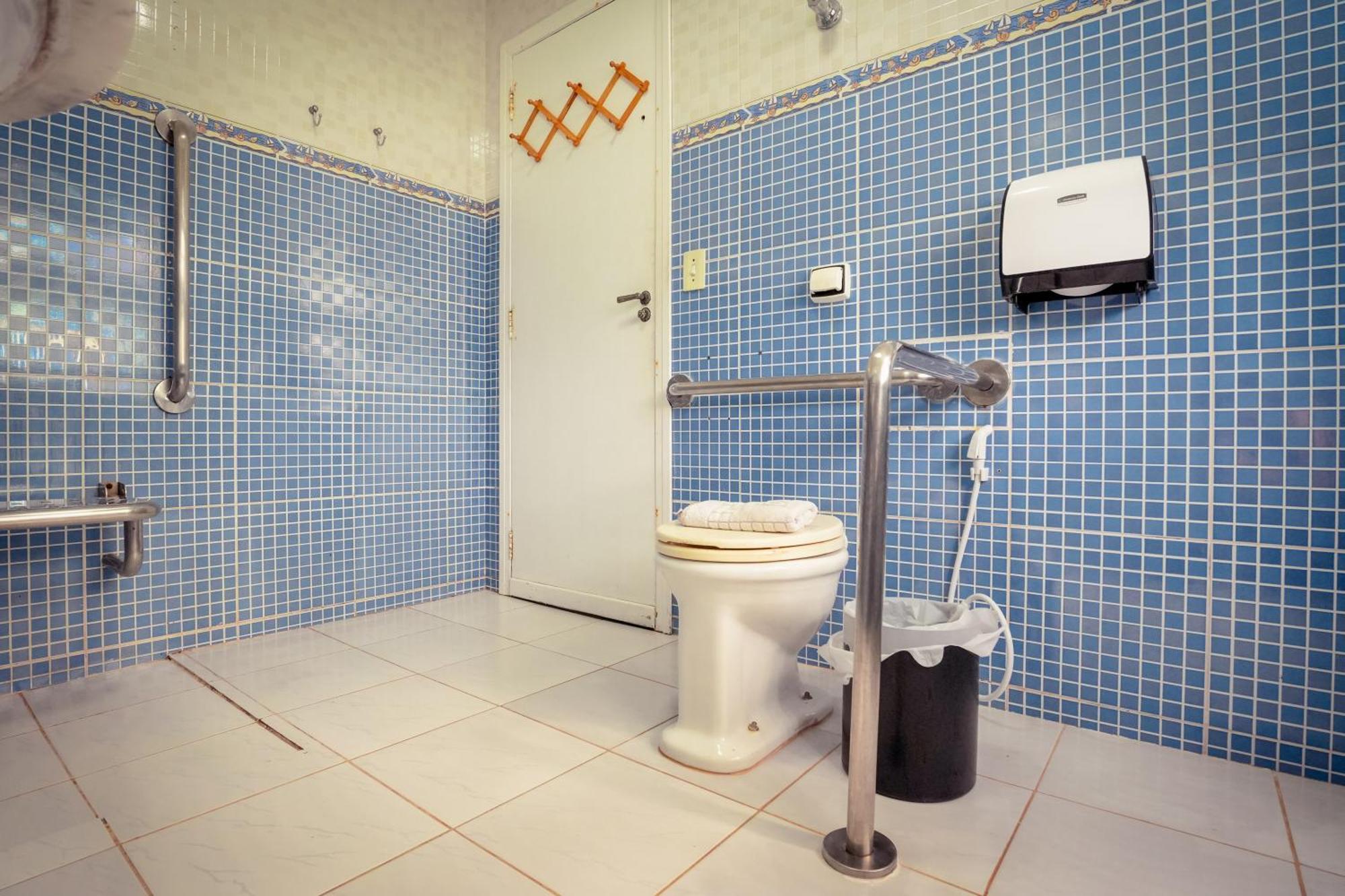 Economy Room - Disability Access