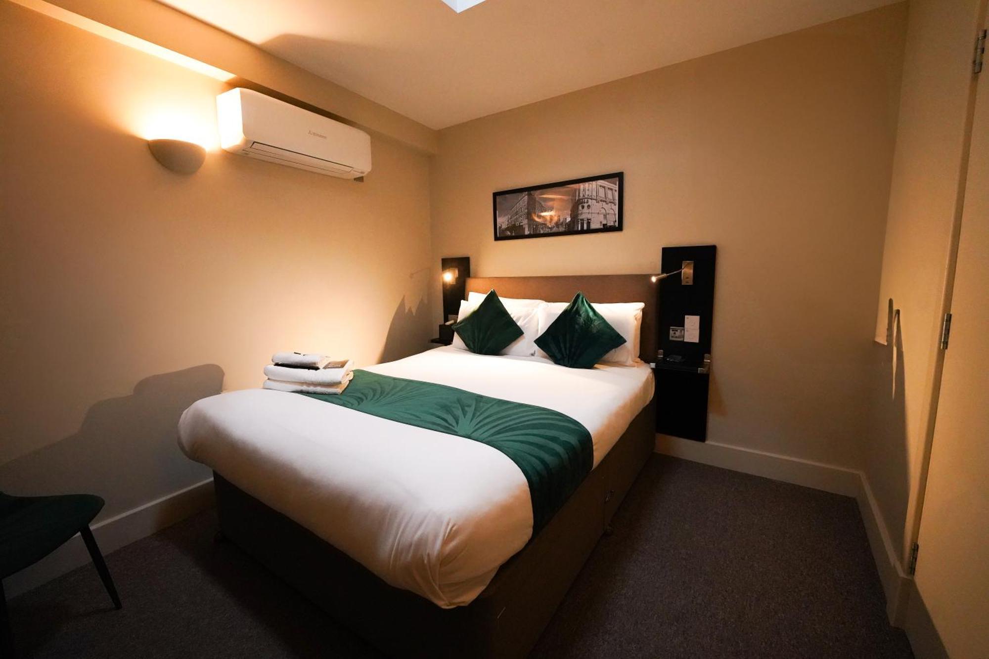Double Room Skylight 1st floor