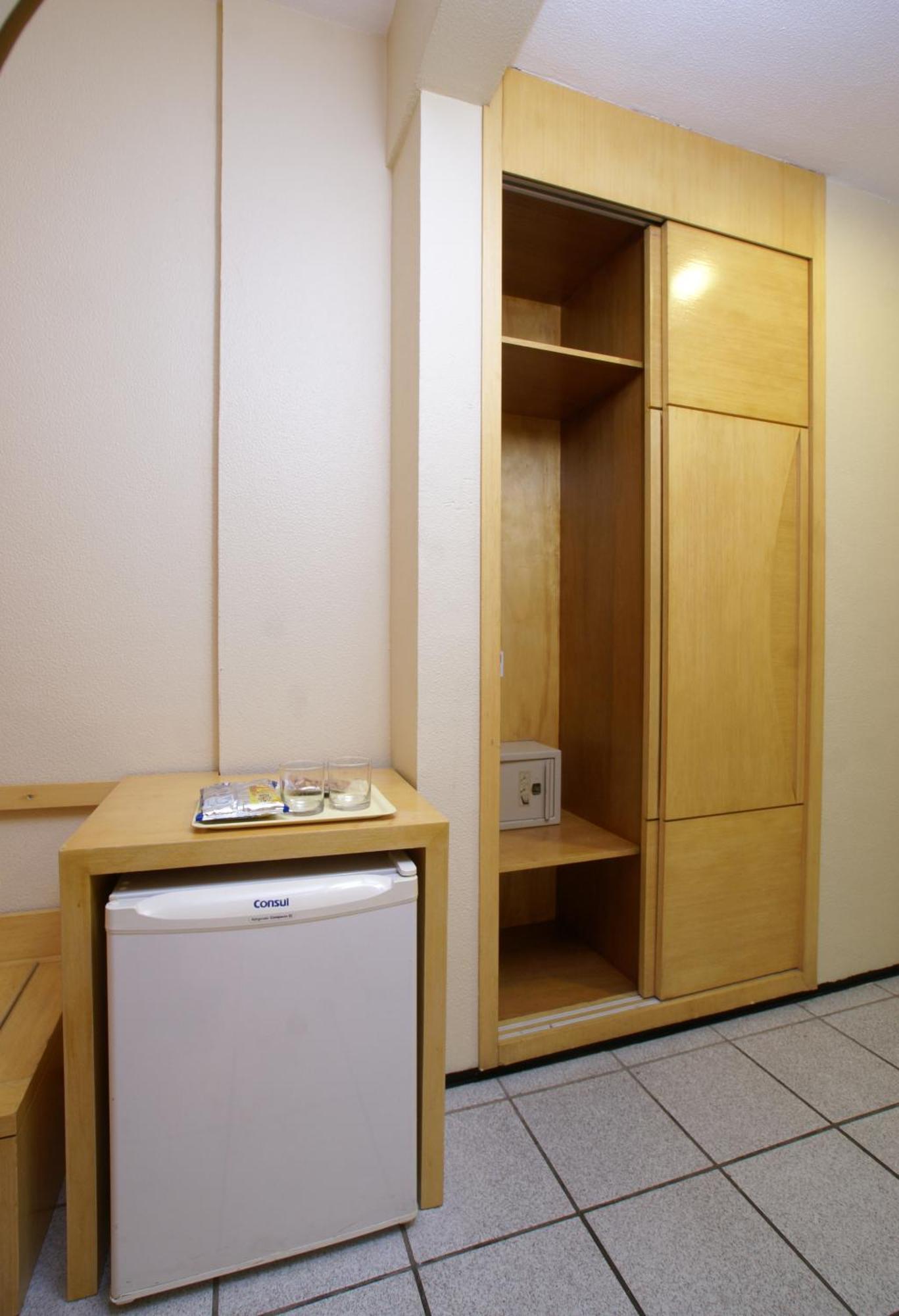 Deluxe Twin Room with parcial sea view